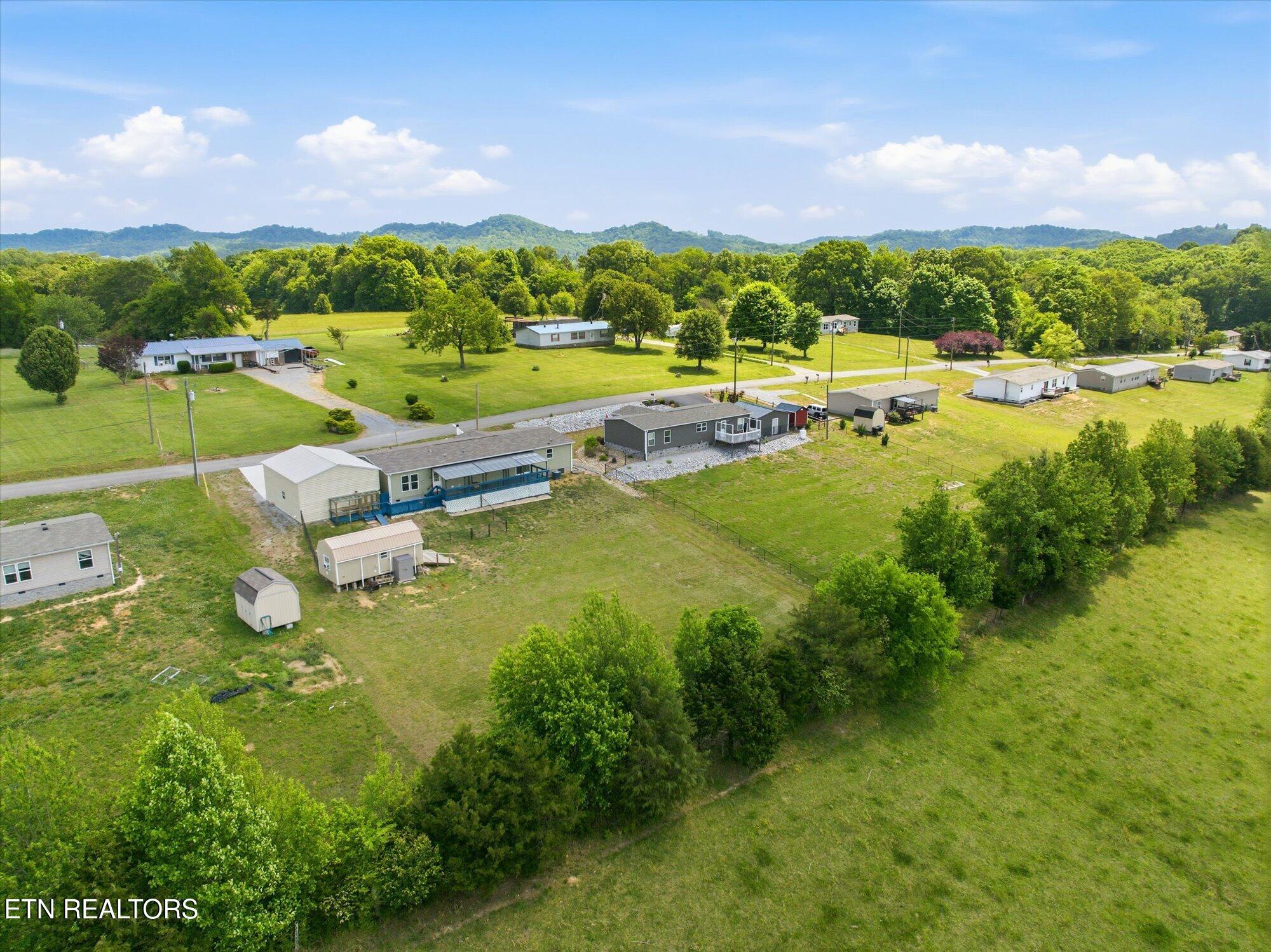 197 Woodby Fridley Road Sweetwater TN 37874