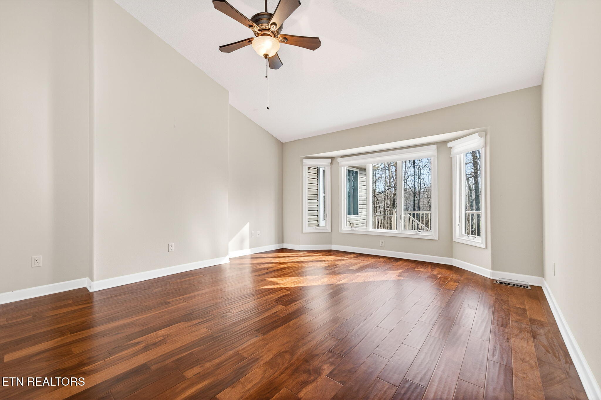 104 Hickory Ridge Lane Crossville TN 38558