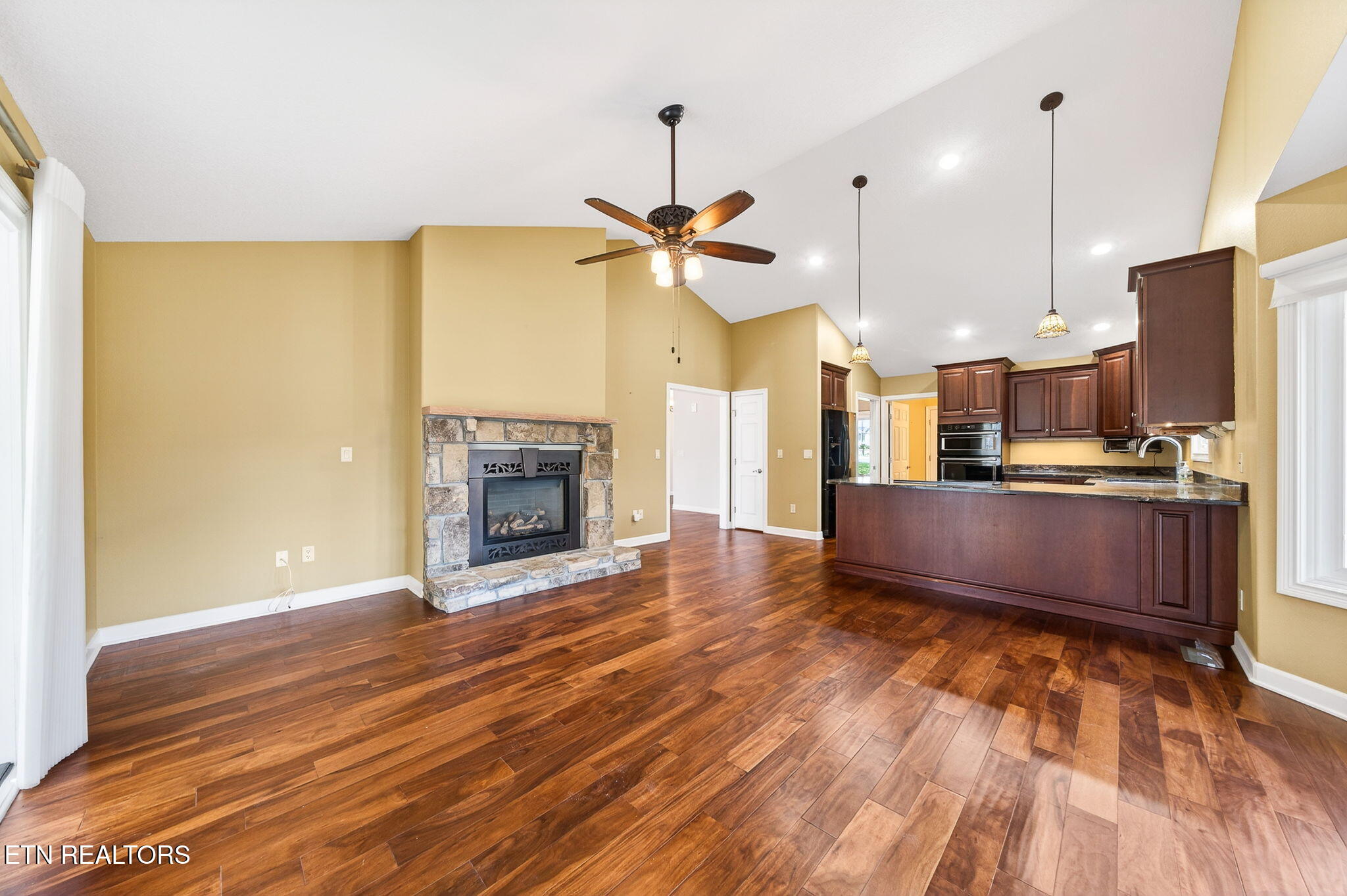 104 Hickory Ridge Lane Crossville TN 38558