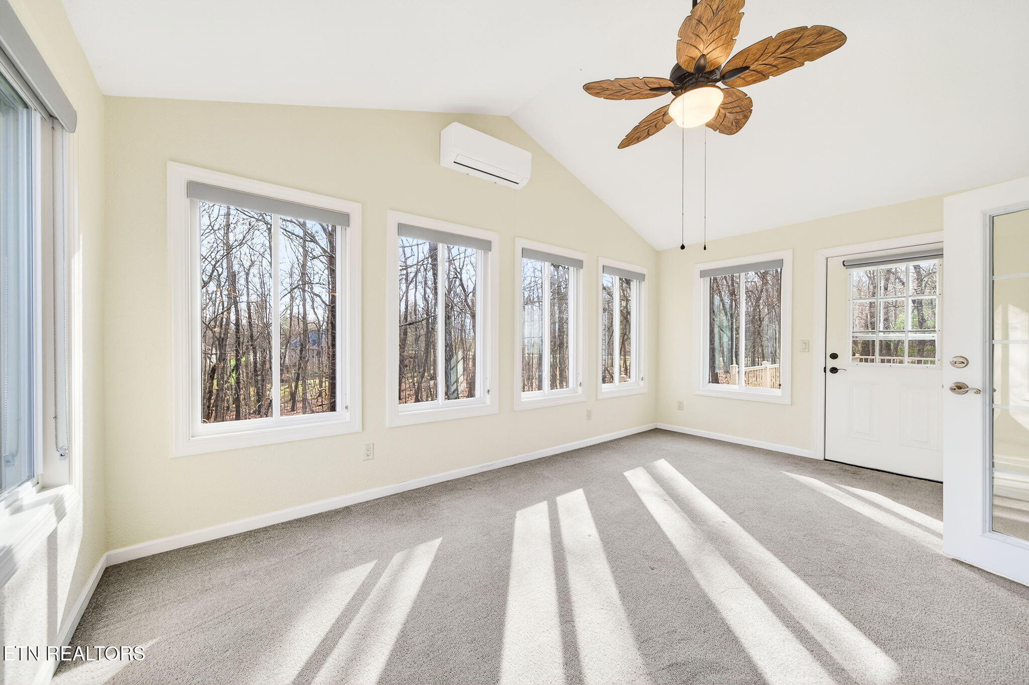 104 Hickory Ridge Lane Crossville TN 38558
