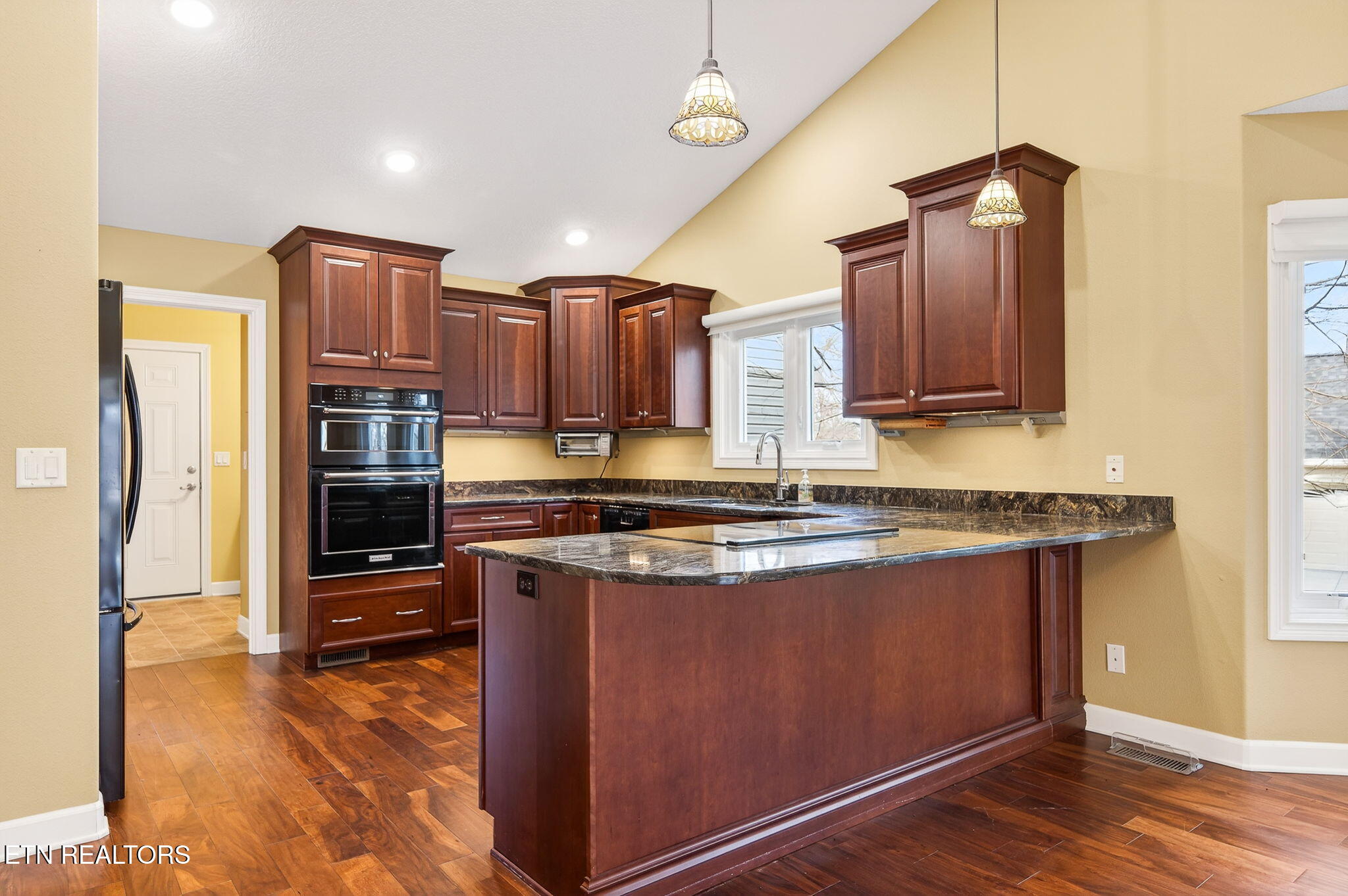 104 Hickory Ridge Lane Crossville TN 38558