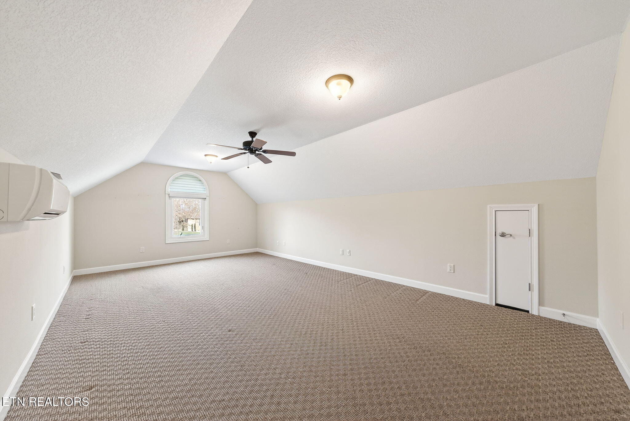 104 Hickory Ridge Lane Crossville TN 38558