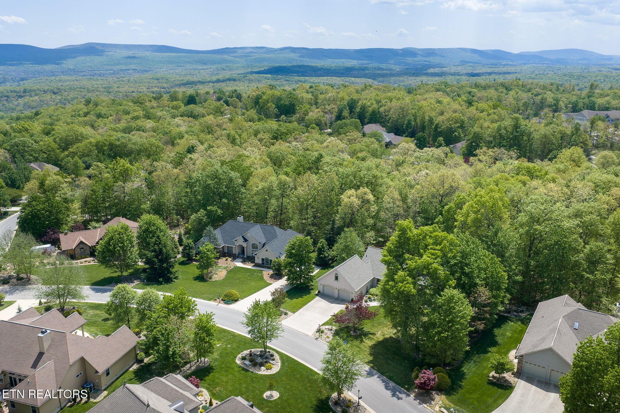 104 Hickory Ridge Lane Crossville TN 38558