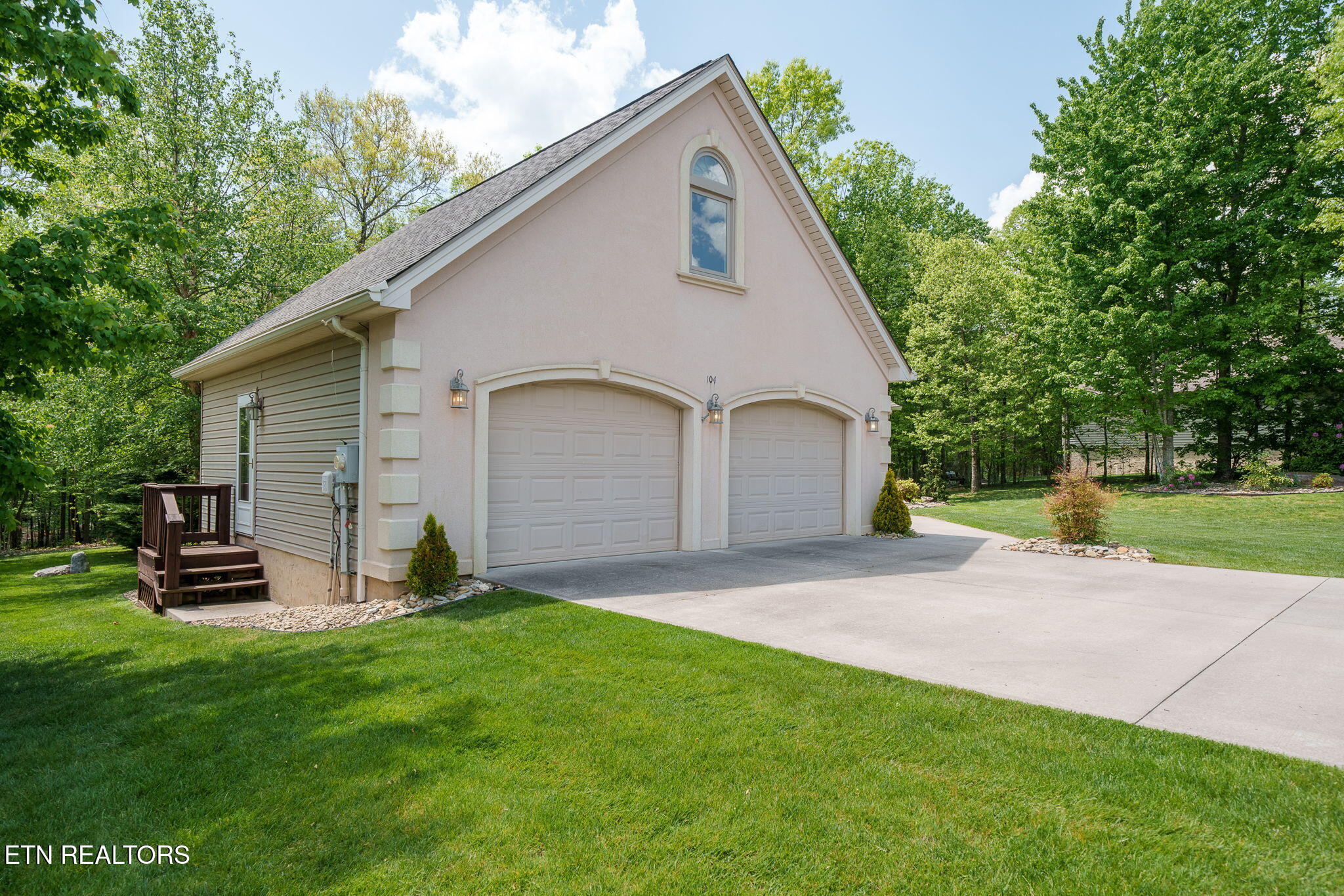 104 Hickory Ridge Lane Crossville TN 38558