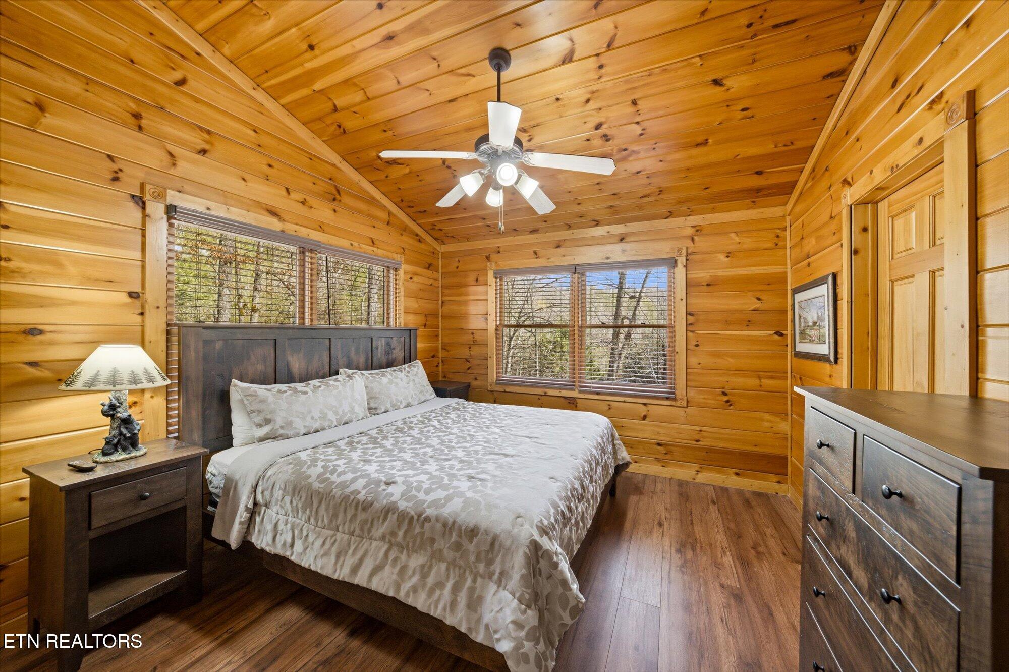 625 Gatlinburg Falls Way Gatlinburg TN 37738