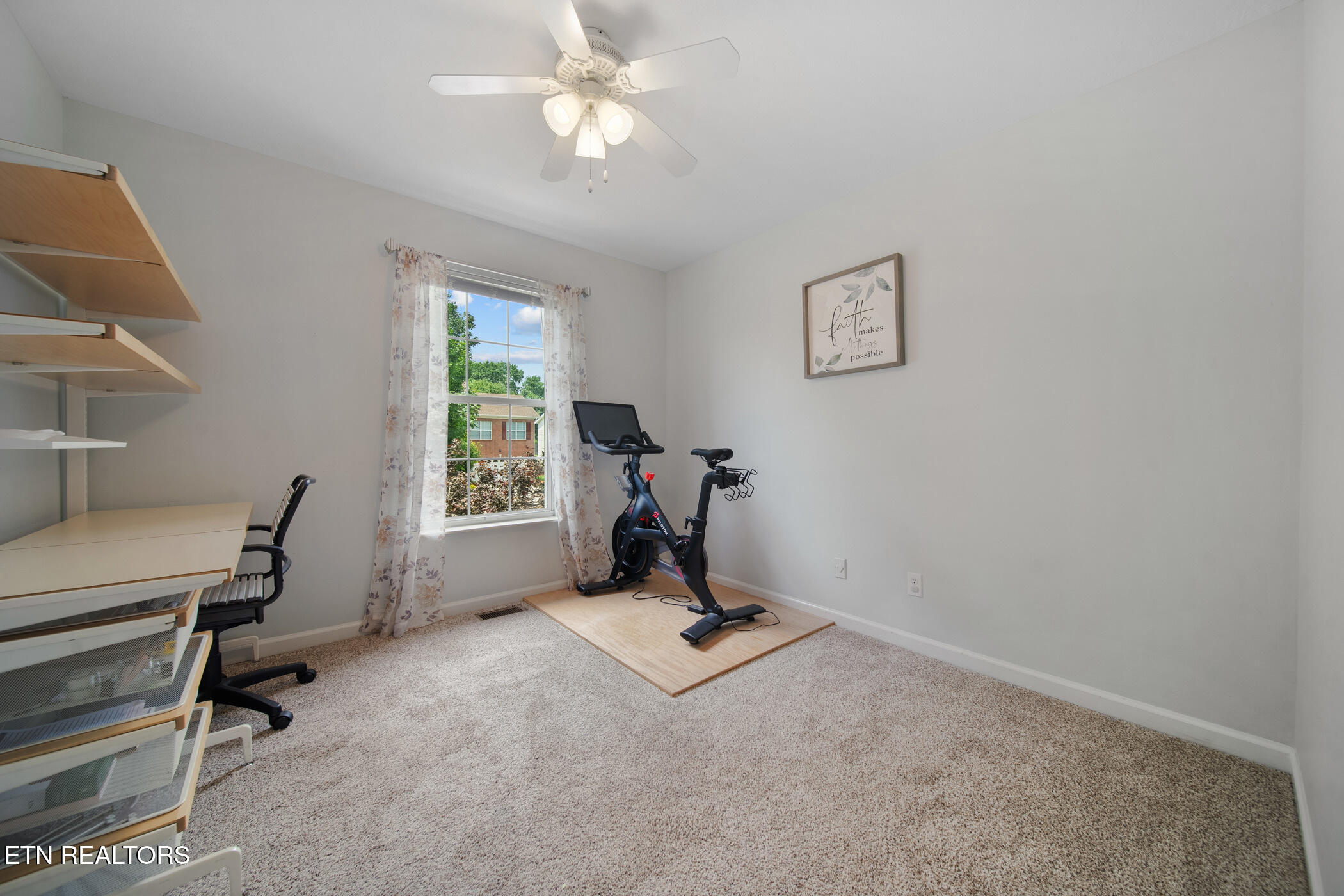 4340 Aylesbury Drive Knoxville TN 37918