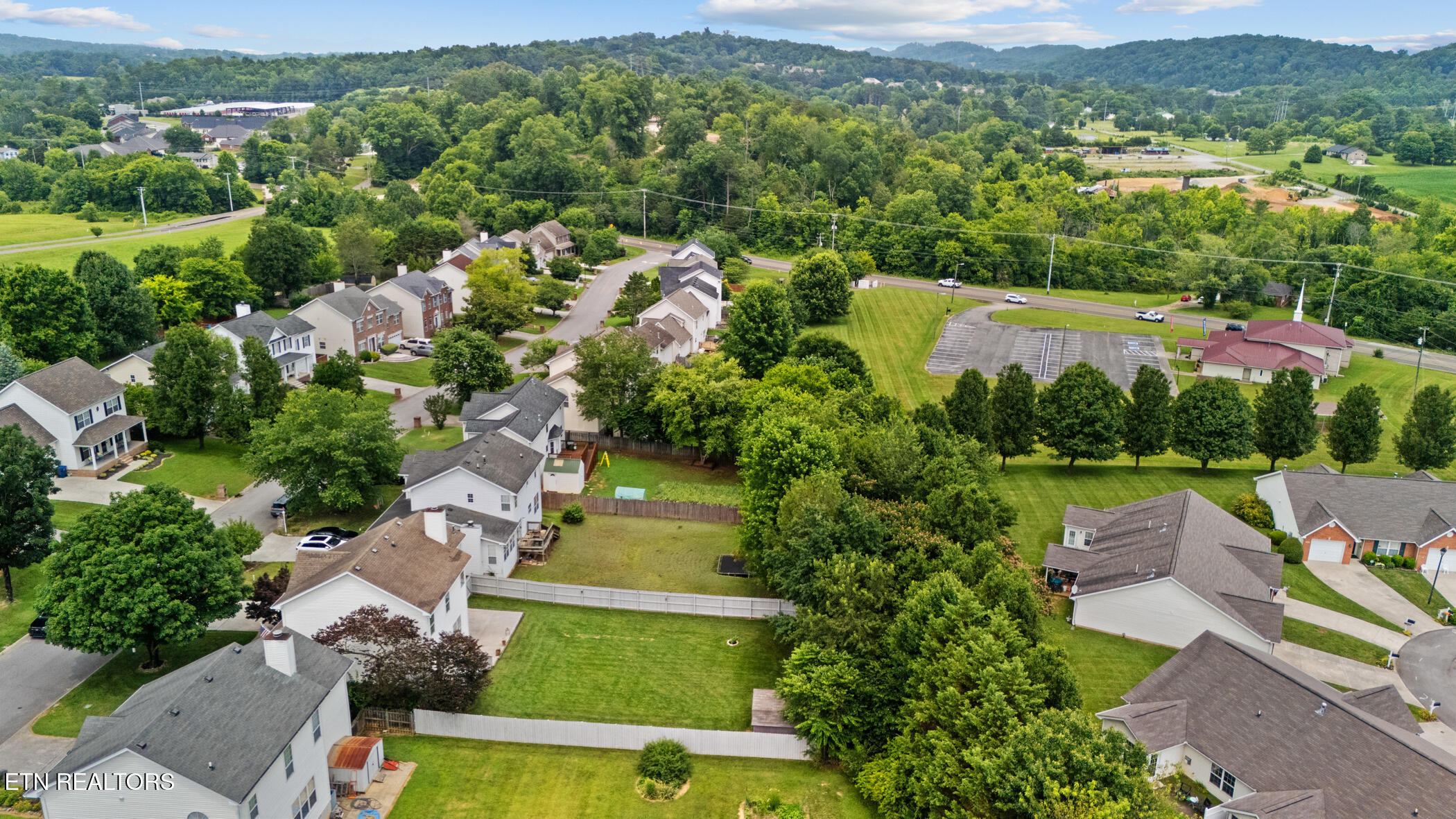 4340 Aylesbury Drive Knoxville TN 37918