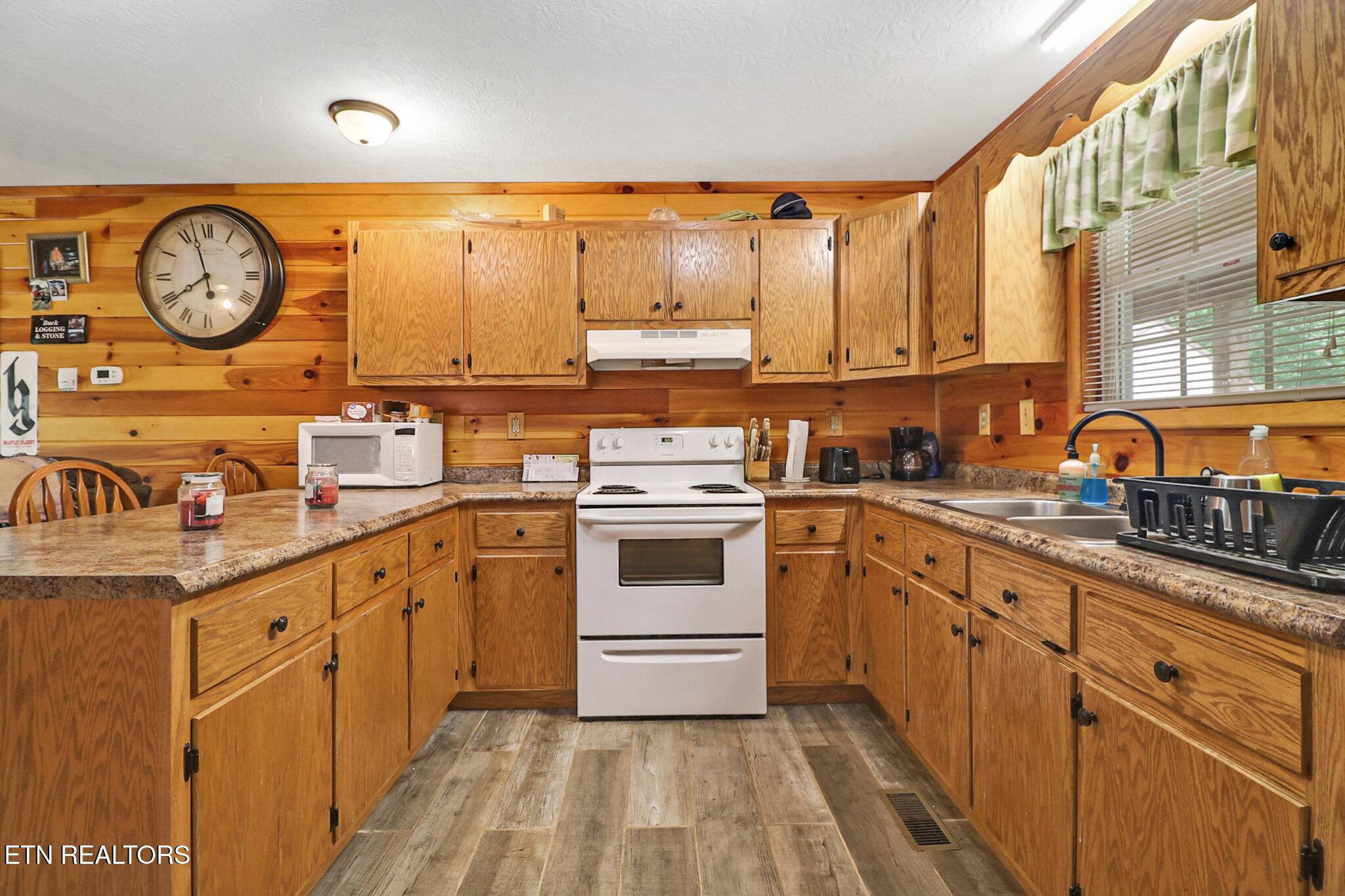 381 Lowe Road Jamestown TN 38556