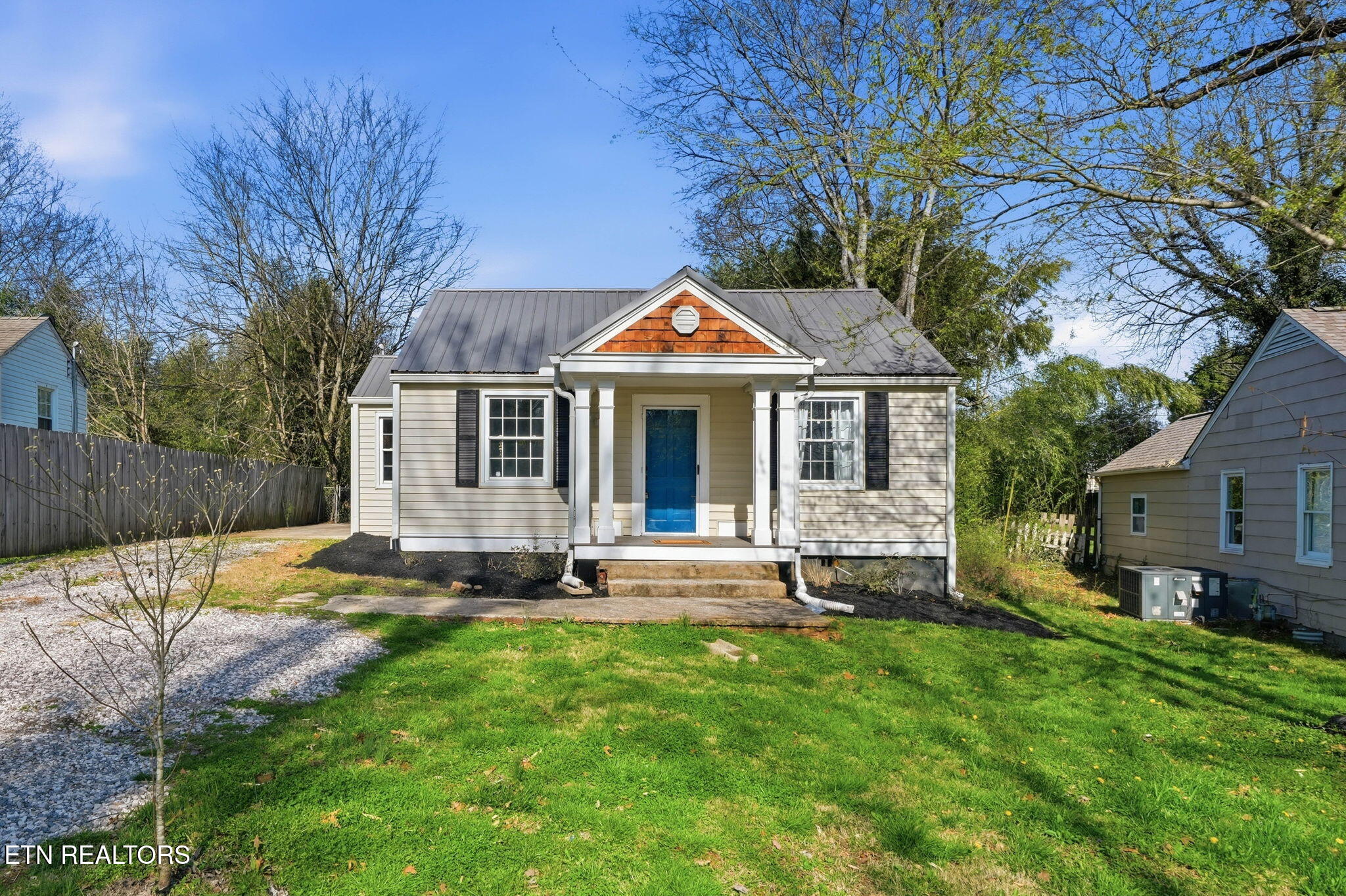 3915 Briargate Avenue Knoxville TN 37919