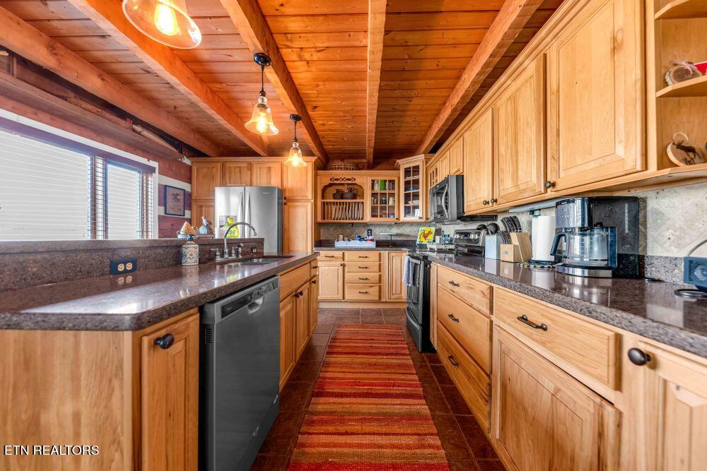450 Emory River Road Harriman TN 37748