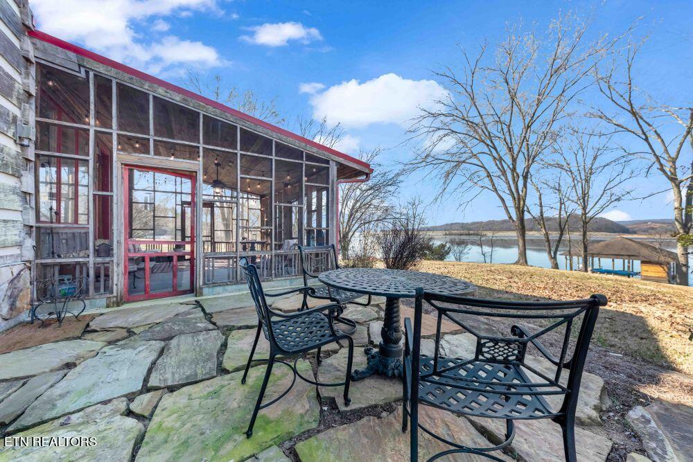 450 Emory River Road Harriman TN 37748