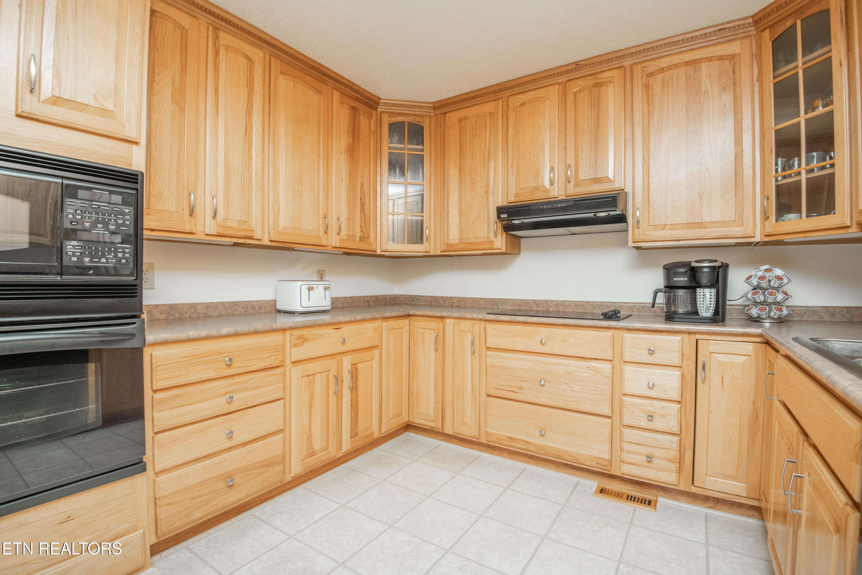4335 Bird Road Lenoir City TN 37771