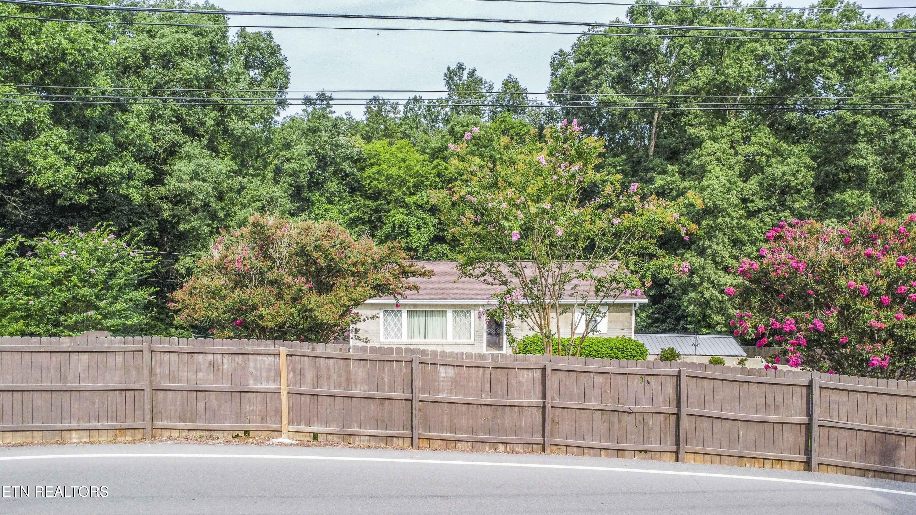 4335 Bird Road Lenoir City TN 37771