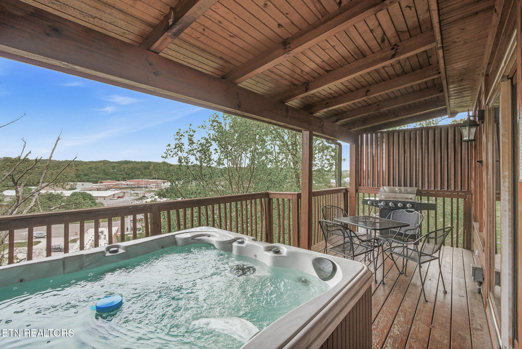 460 Big Bear Way Pigeon Forge TN 37863