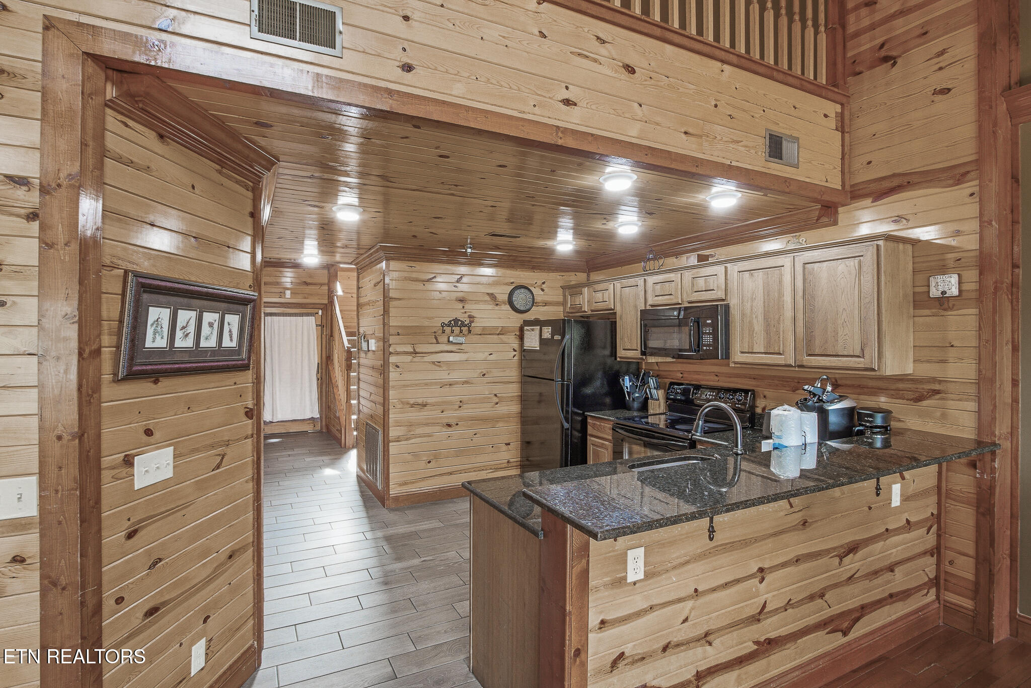 460 Big Bear Way Pigeon Forge TN 37863