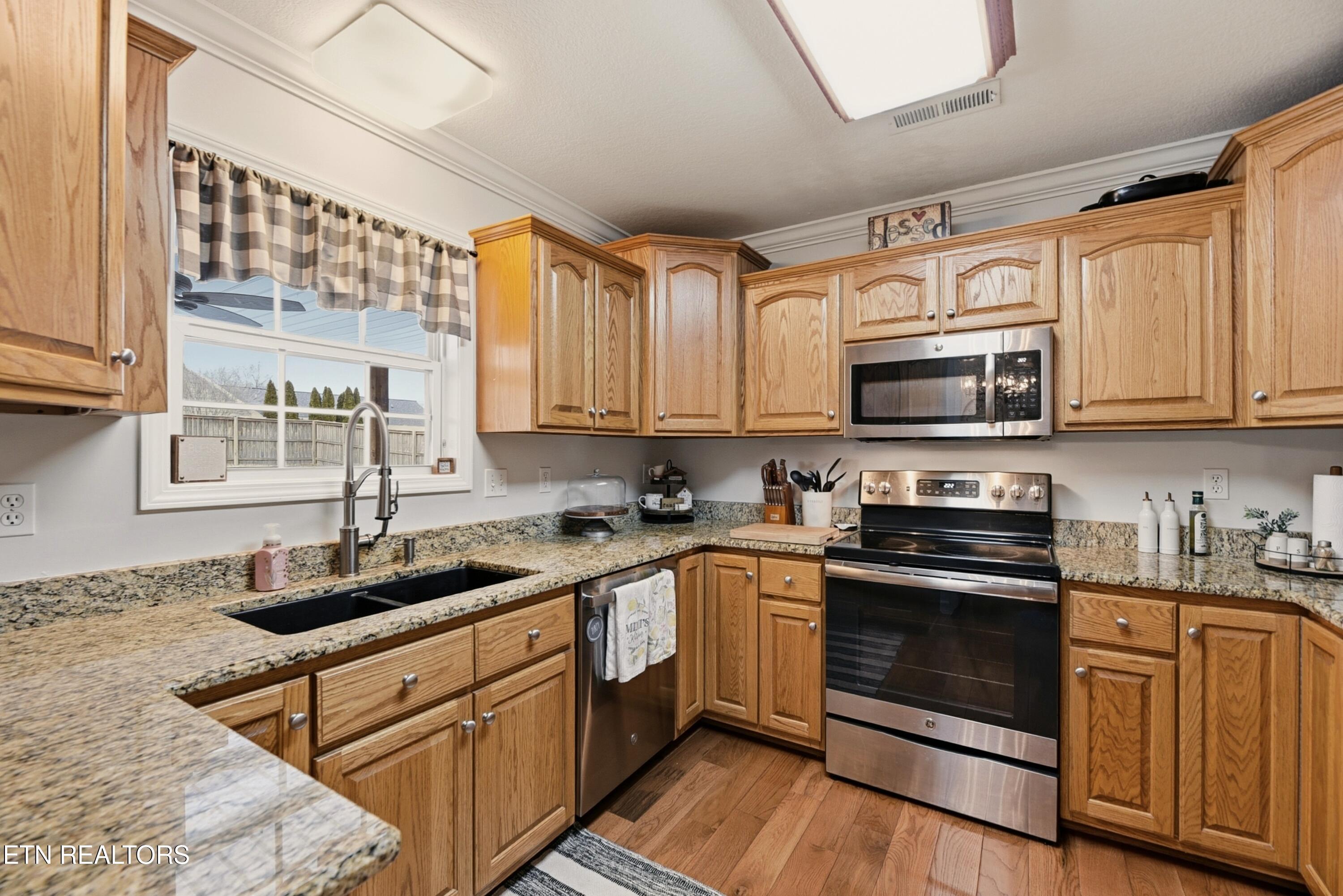 117 Elizabethton Way Clinton TN 37716