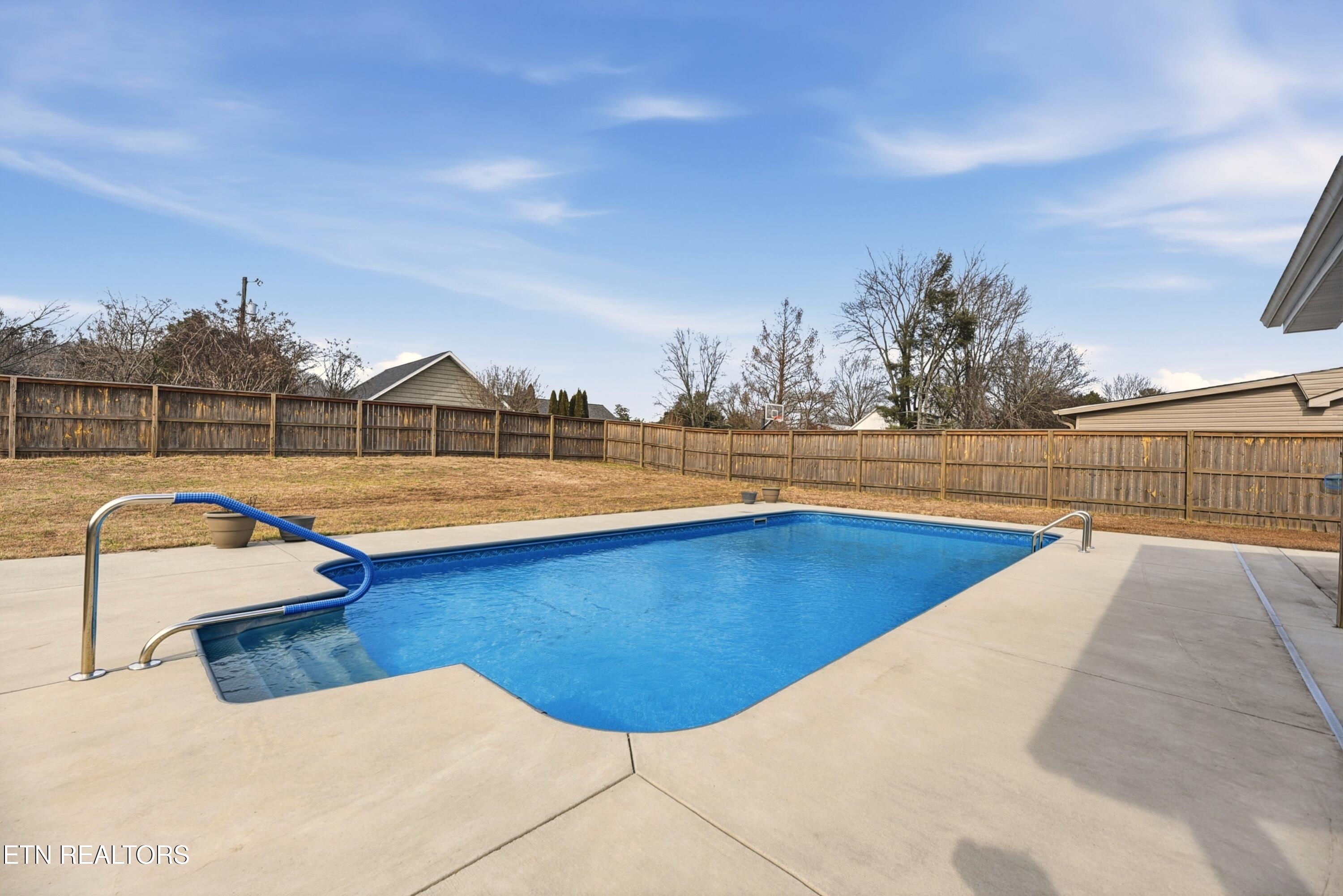 117 Elizabethton Way Clinton TN 37716