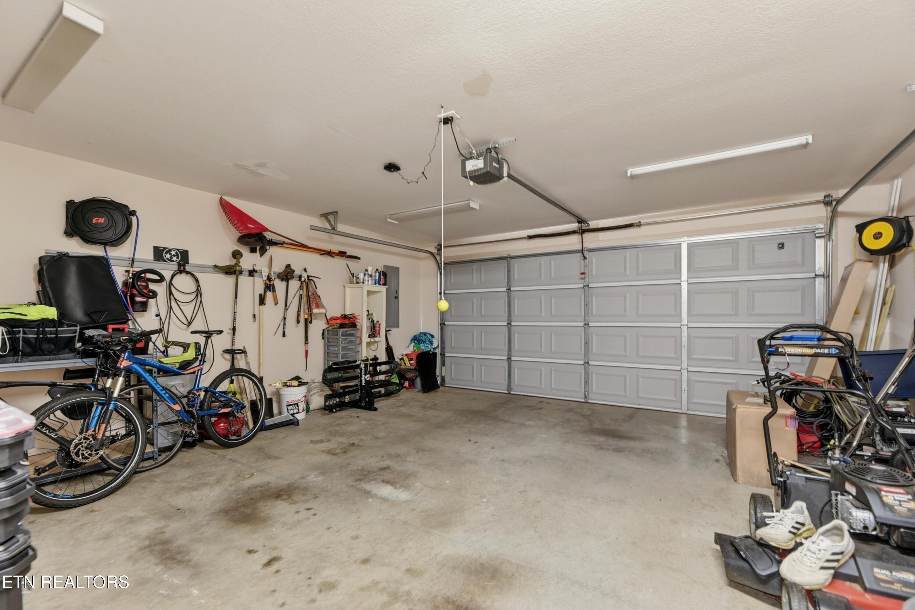 117 Elizabethton Way Clinton TN 37716