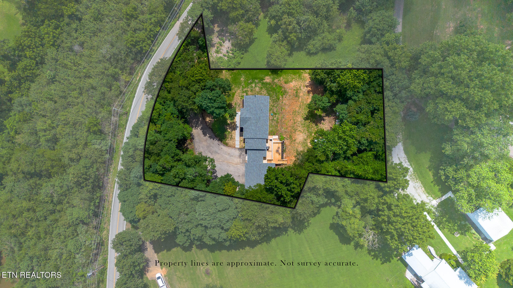 1946 Bluff Road Harriman TN 37748