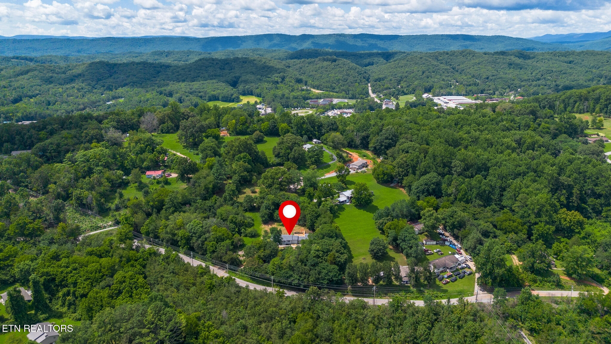 1946 Bluff Road Harriman TN 37748
