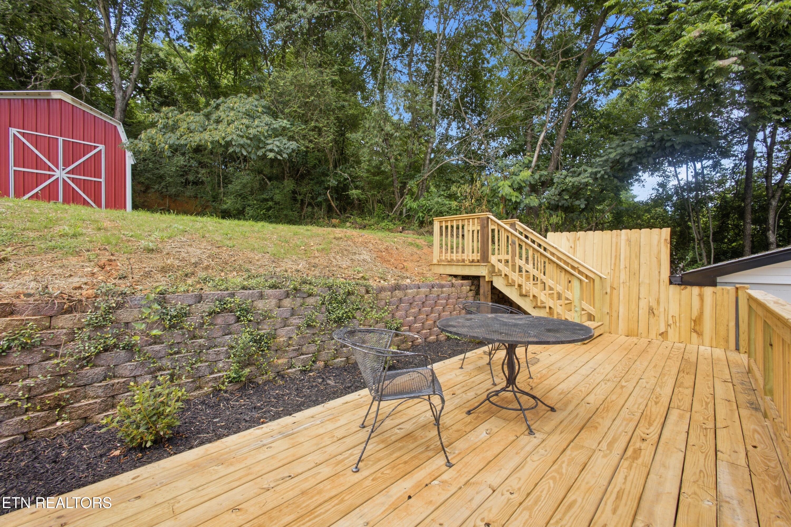 1946 Bluff Road Harriman TN 37748