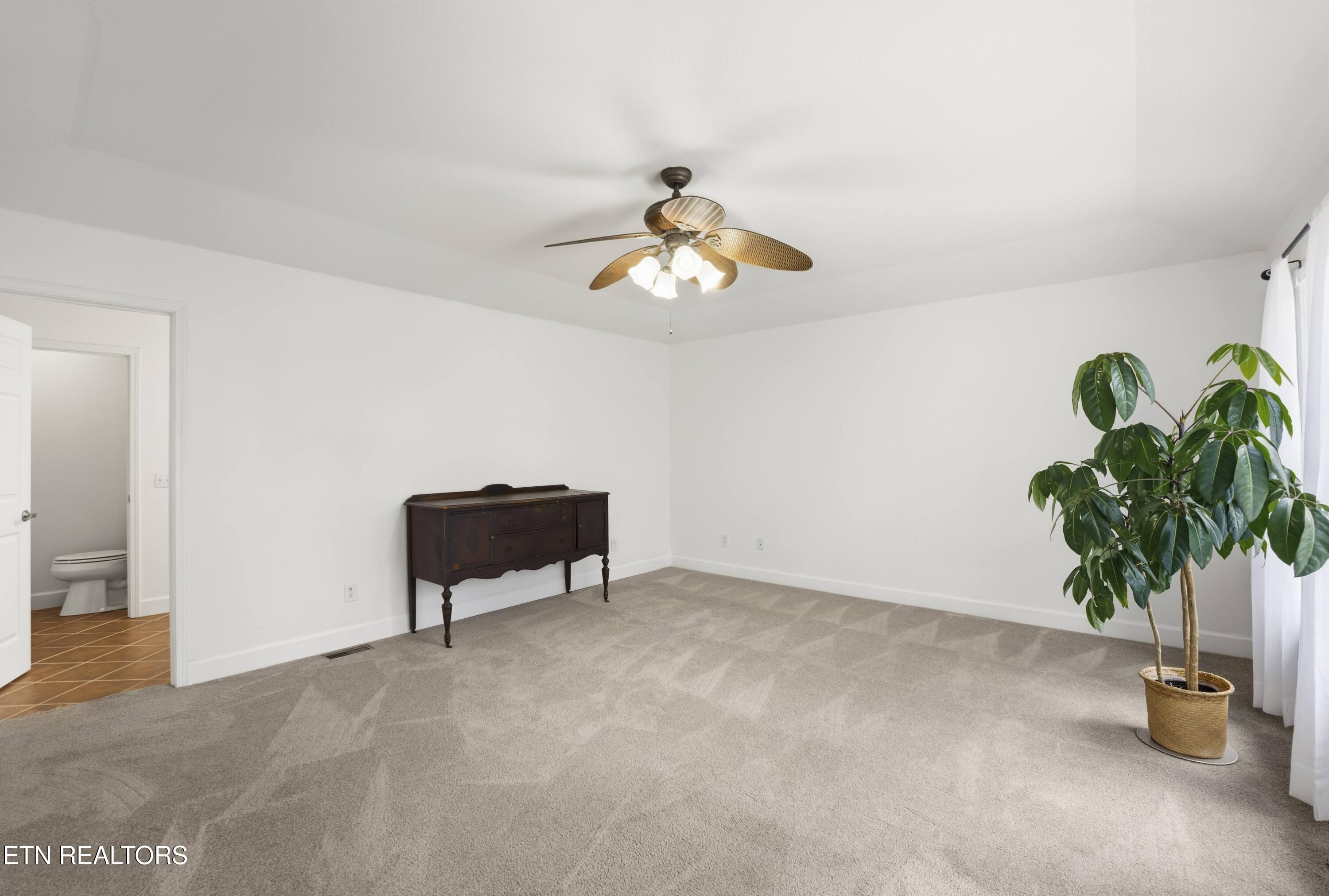 55 Rocky Lane Crossville TN 38571