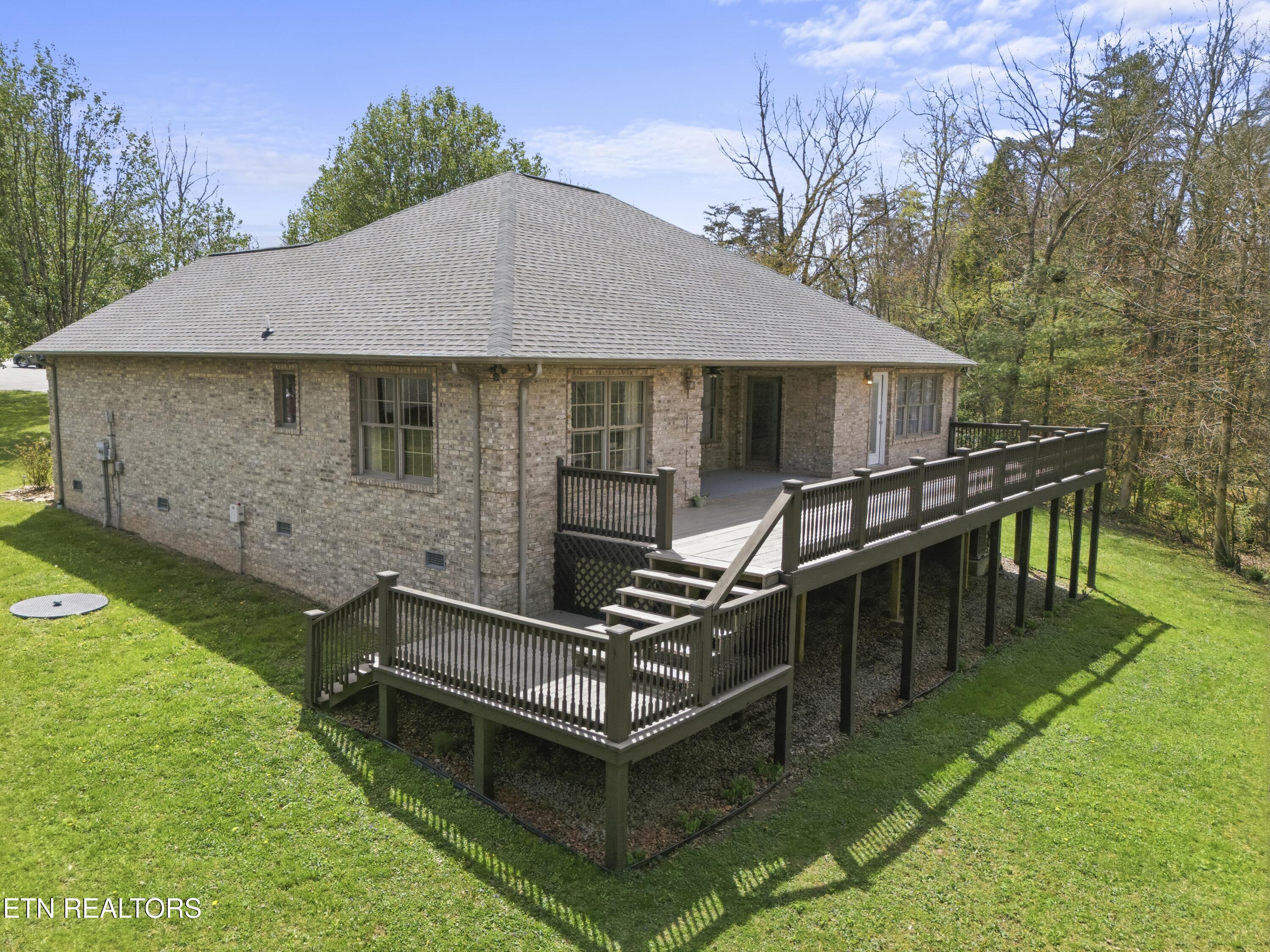 55 Rocky Lane Crossville TN 38571