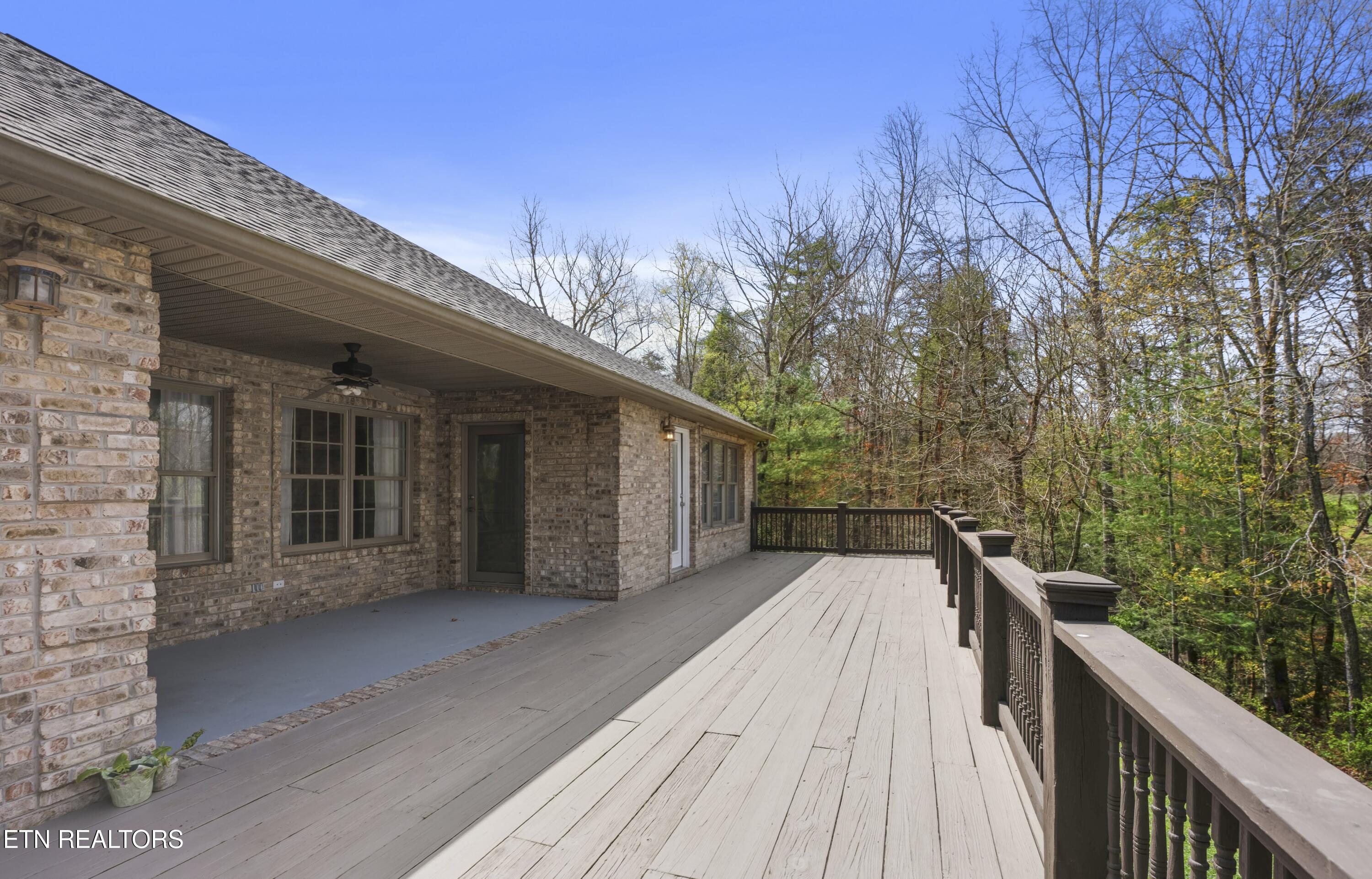55 Rocky Lane Crossville TN 38571