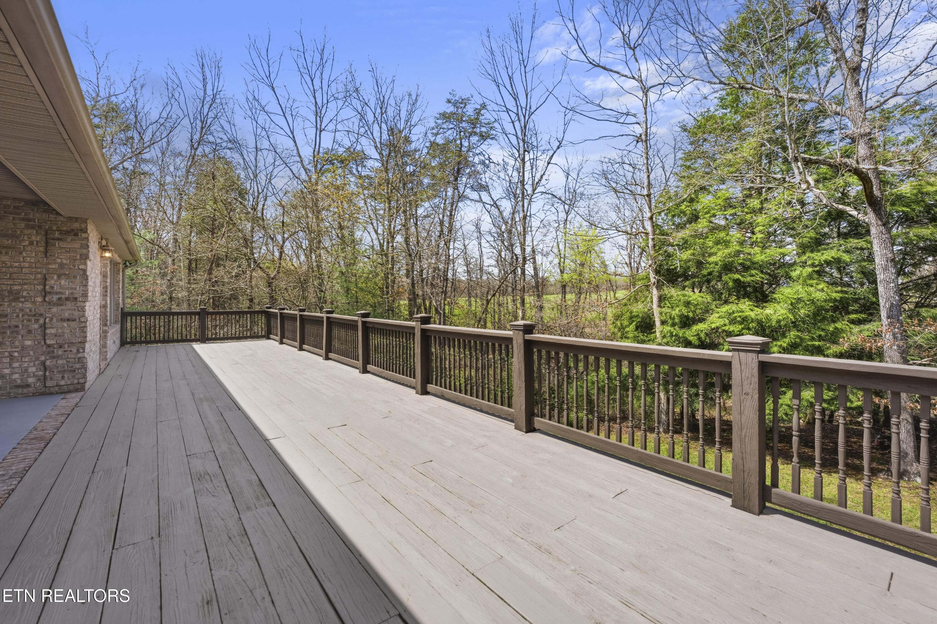 55 Rocky Lane Crossville TN 38571