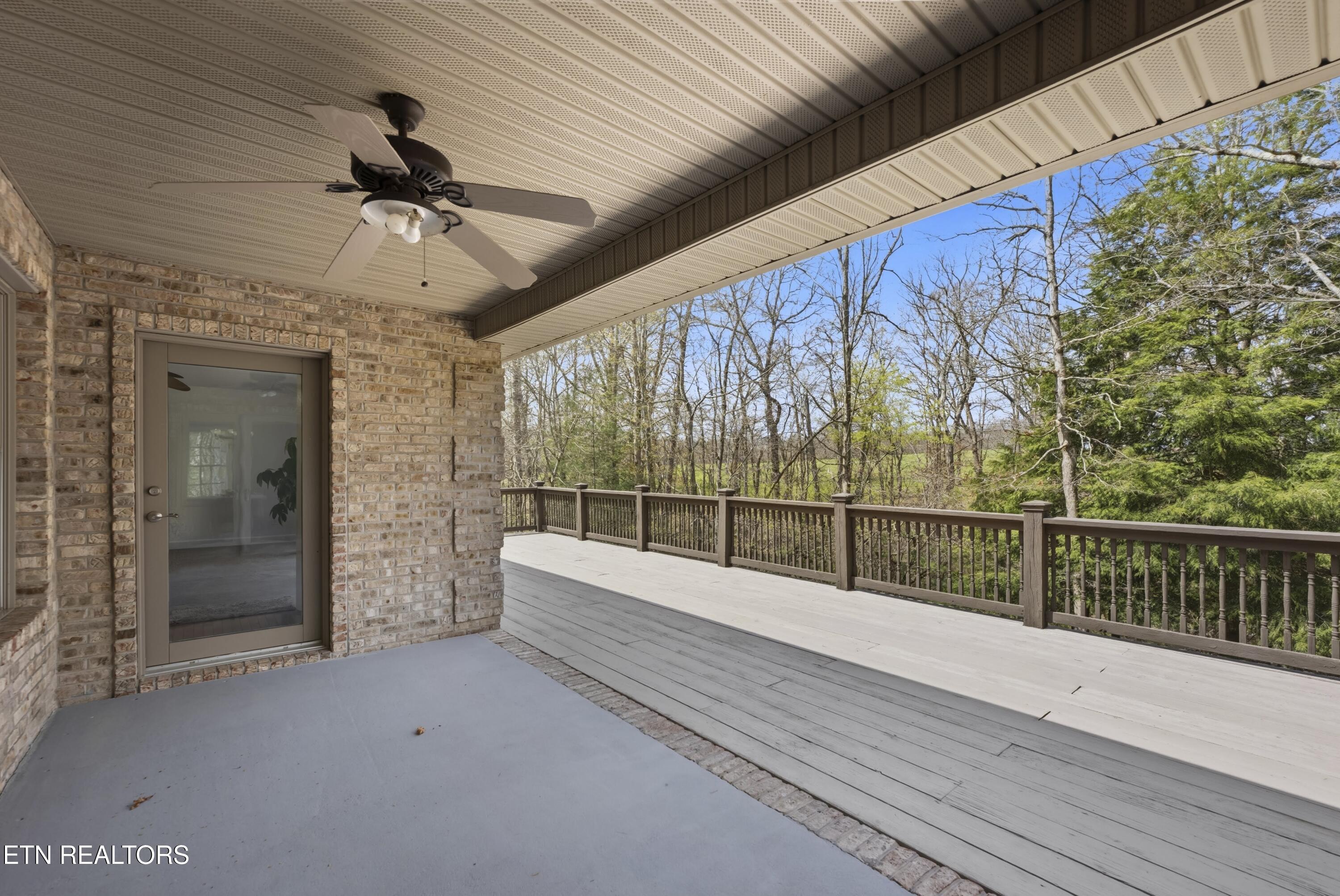 55 Rocky Lane Crossville TN 38571