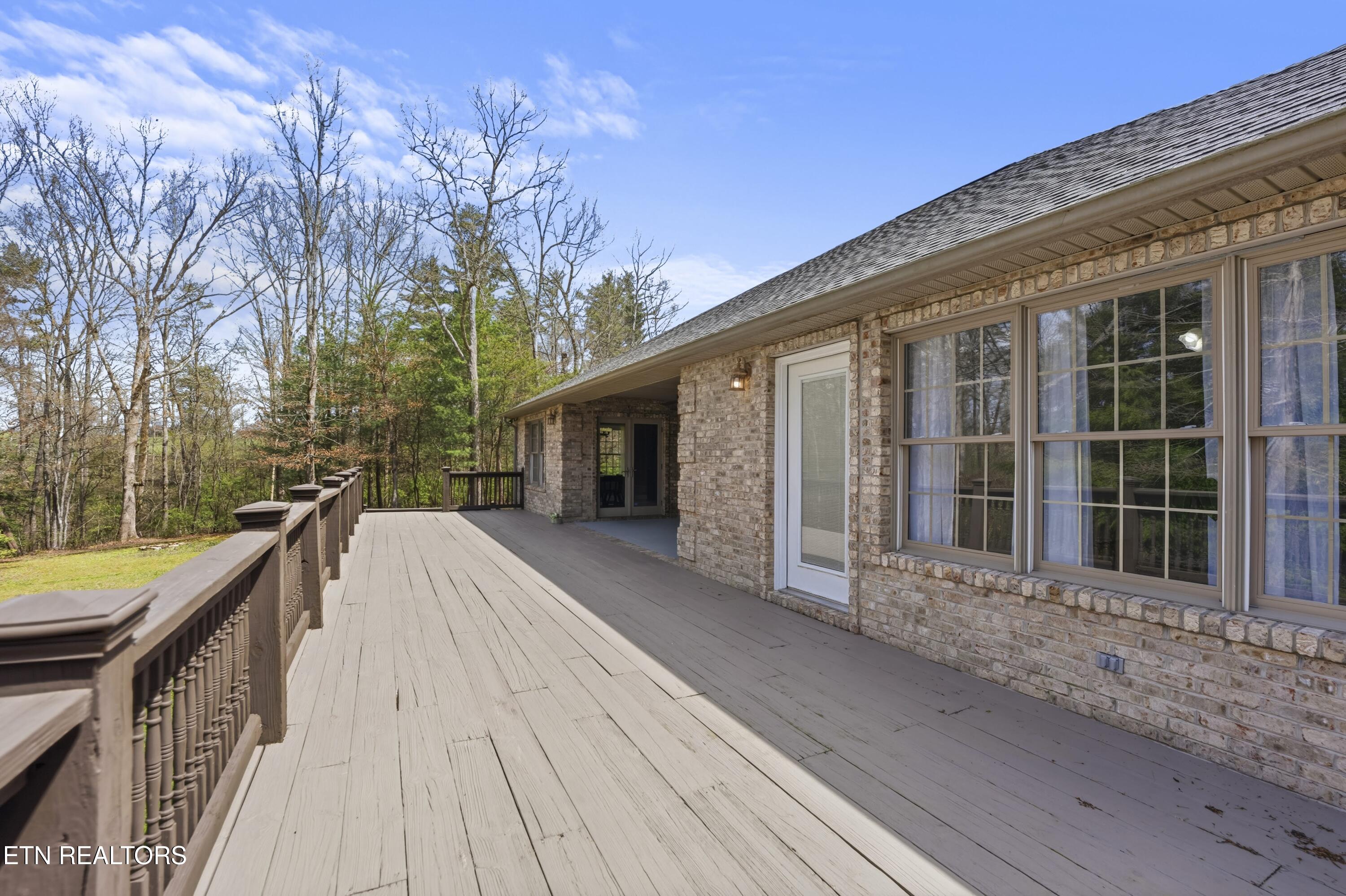 55 Rocky Lane Crossville TN 38571