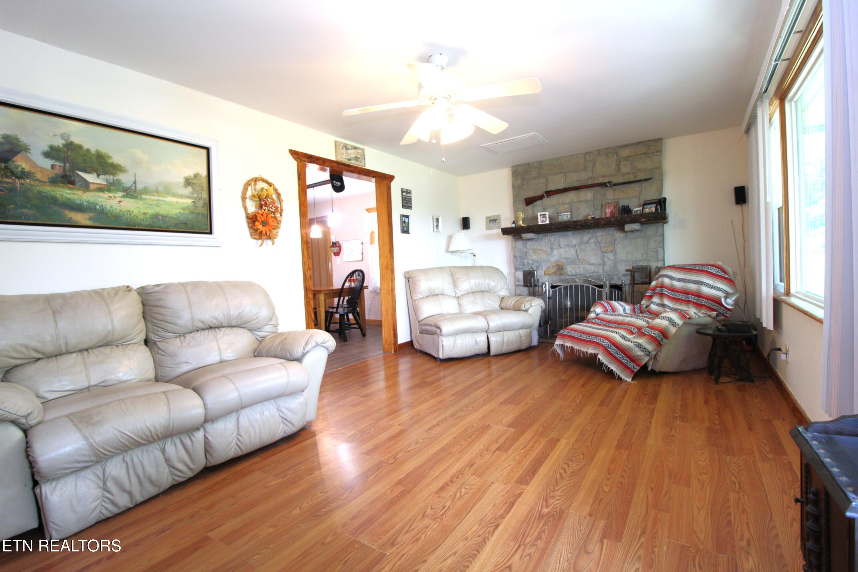 1038 Newton Lane Crossville TN 38572