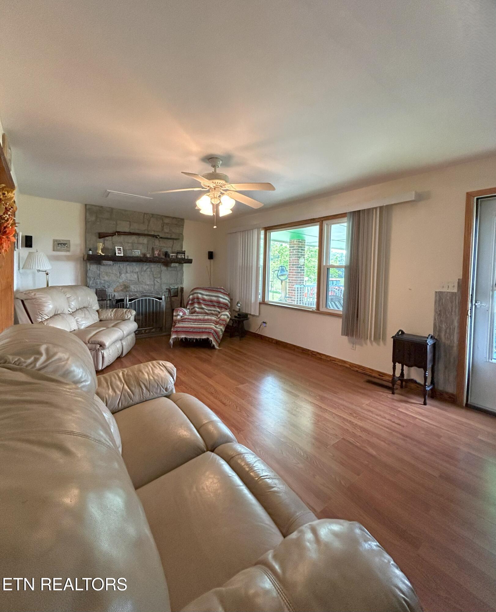 1038 Newton Lane Crossville TN 38572