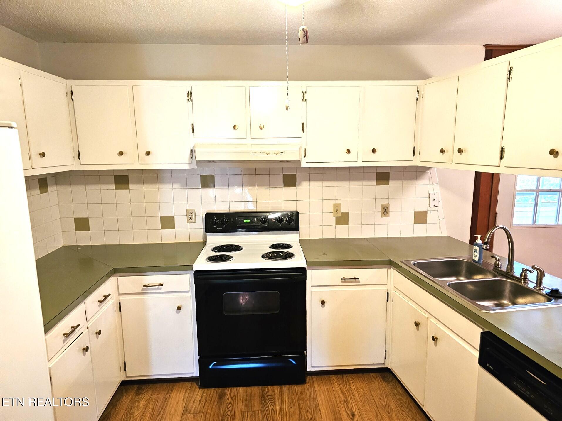 406 Montvale Station Road Maryville TN 37803