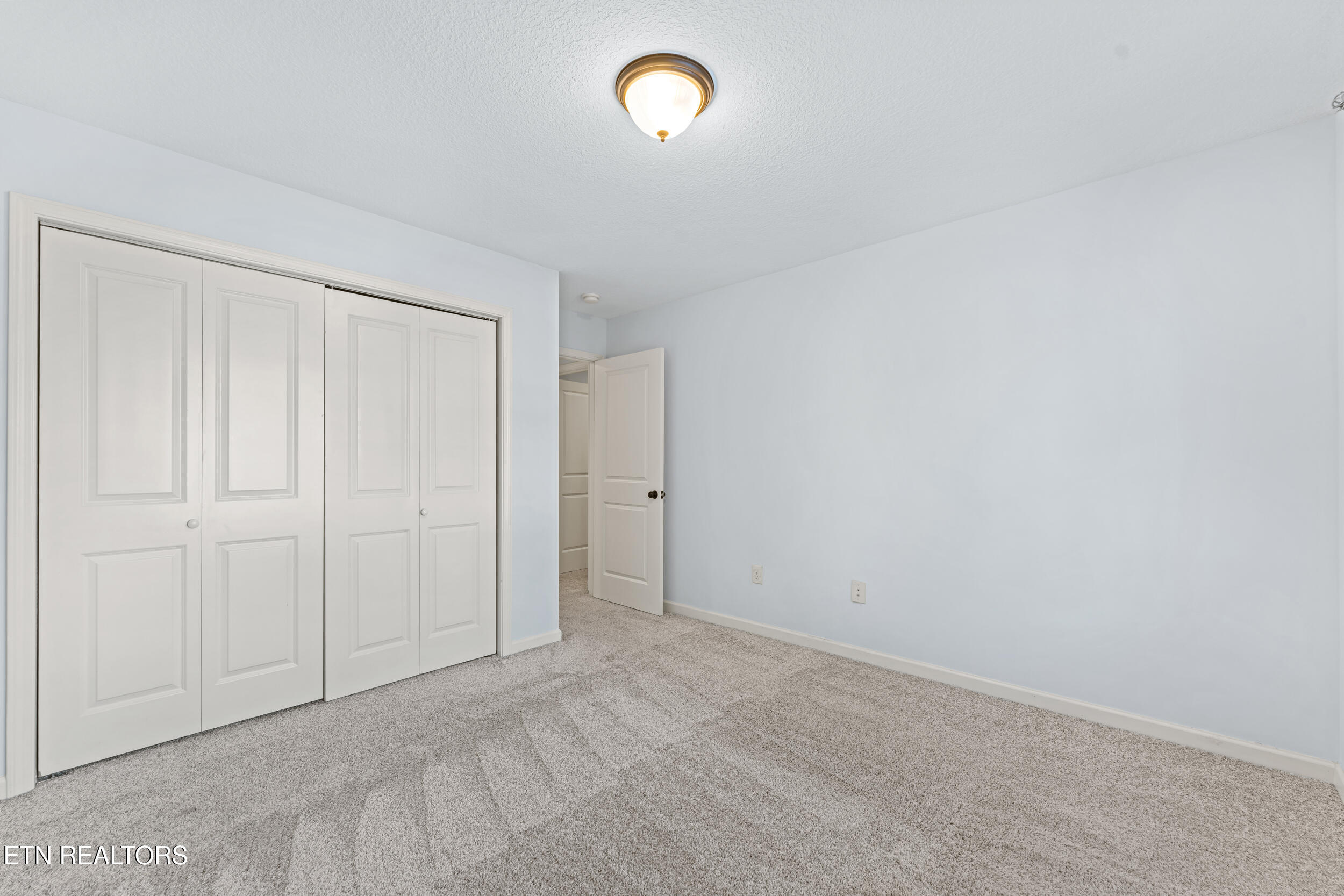 1127 Whisper Trace Lane Knoxville TN 37919
