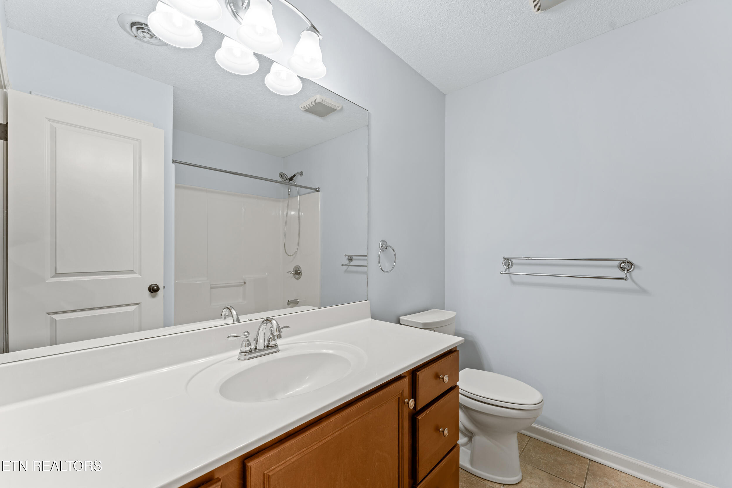 1127 Whisper Trace Lane Knoxville TN 37919