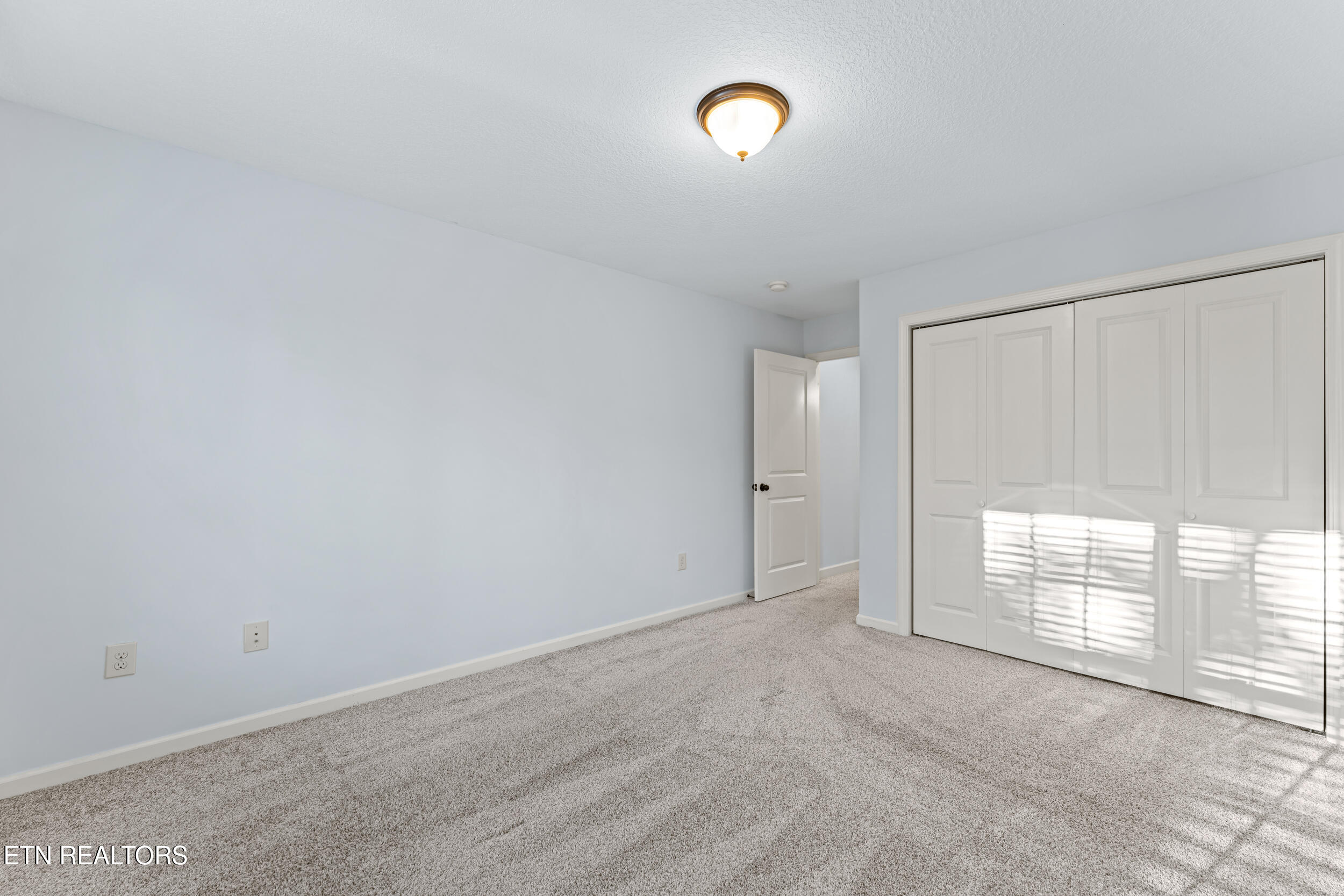 1127 Whisper Trace Lane Knoxville TN 37919