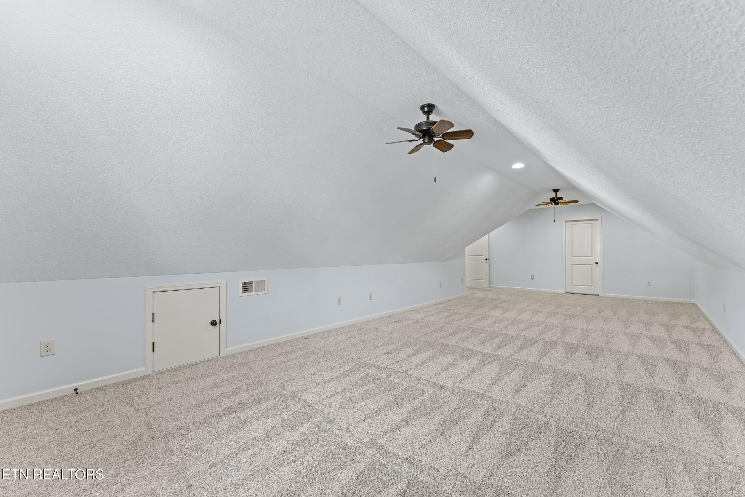 1127 Whisper Trace Lane Knoxville TN 37919