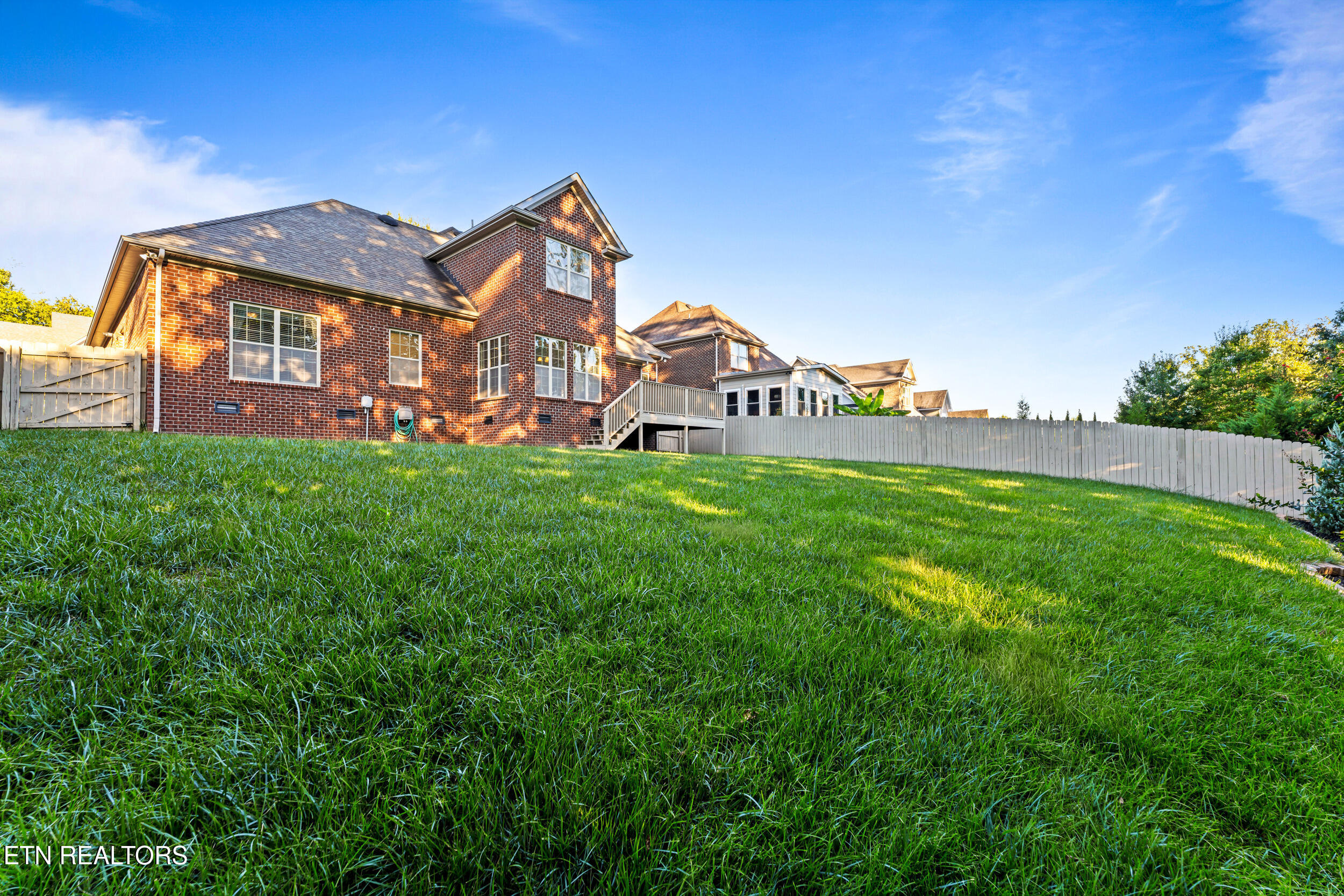1127 Whisper Trace Lane Knoxville TN 37919
