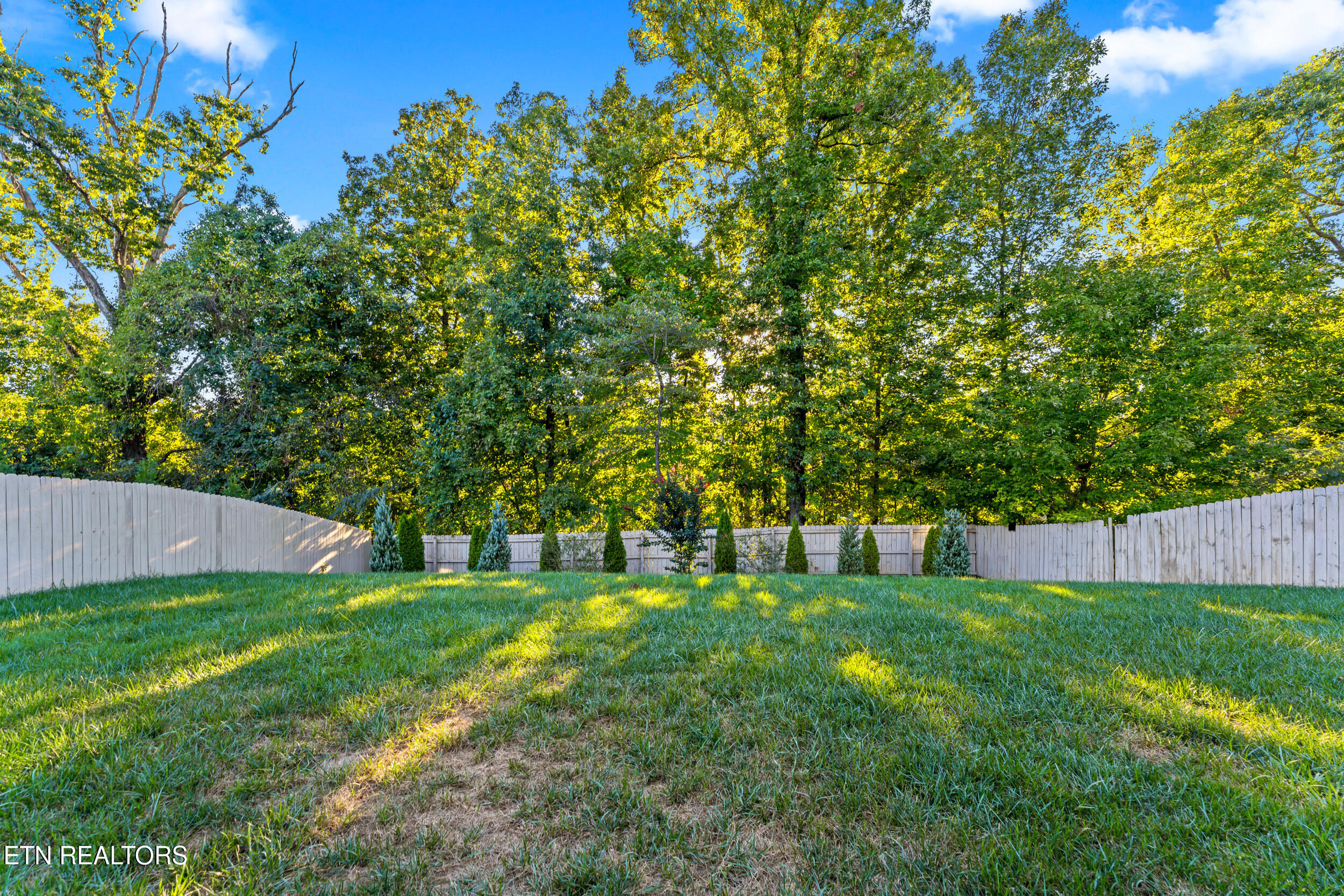 1127 Whisper Trace Lane Knoxville TN 37919
