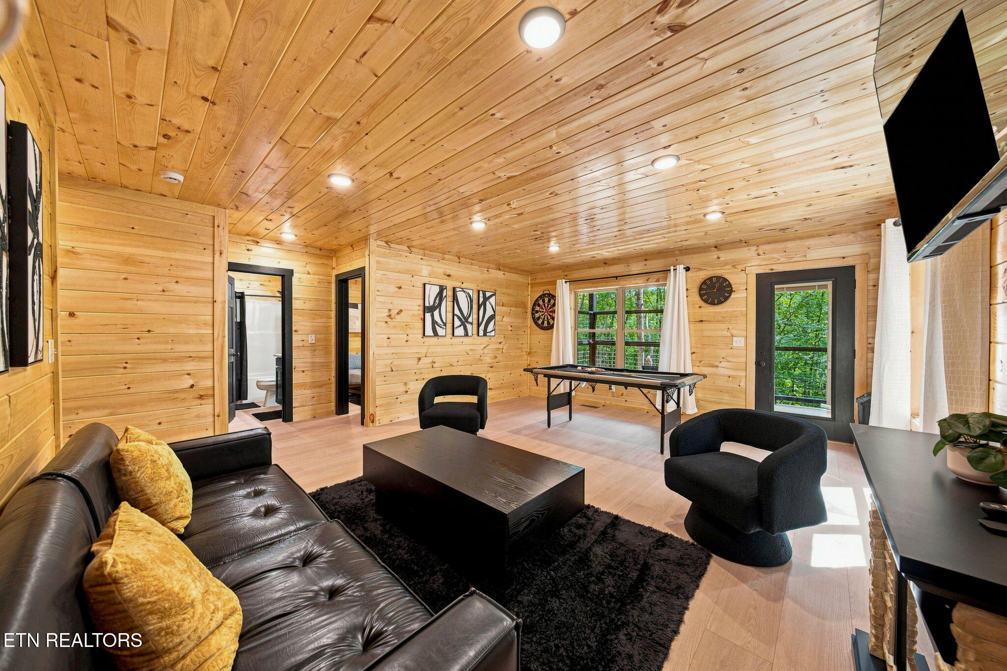 2670 Grassy Branch Loop Sevierville TN 37876