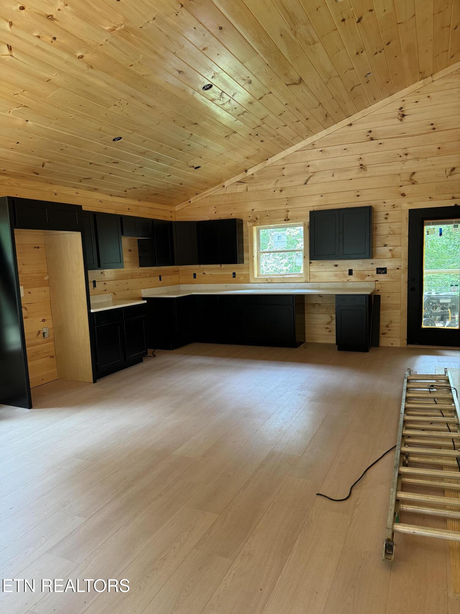 2670 Grassy Branch Loop Sevierville TN 37876