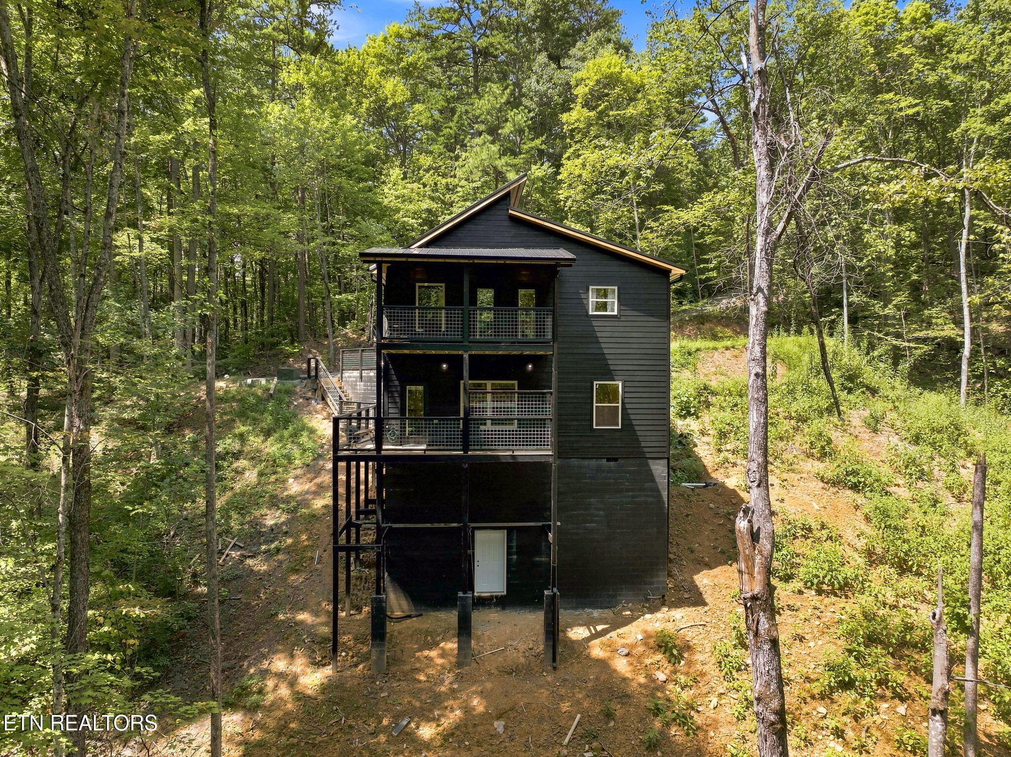 2670 Grassy Branch Loop Sevierville TN 37876