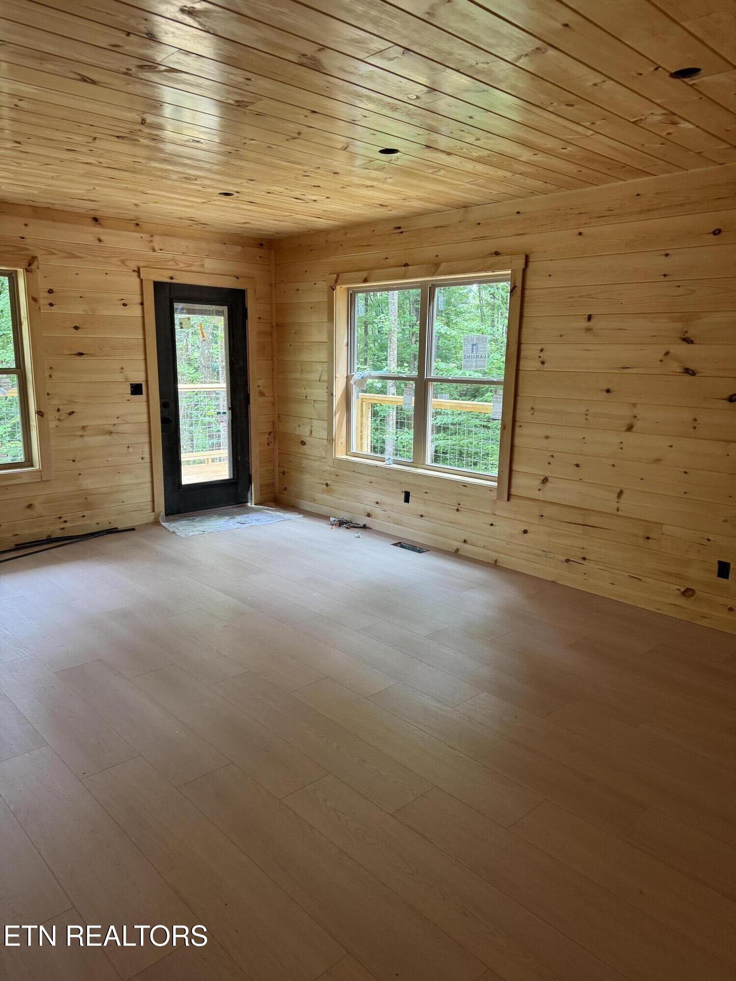 2670 Grassy Branch Loop Sevierville TN 37876
