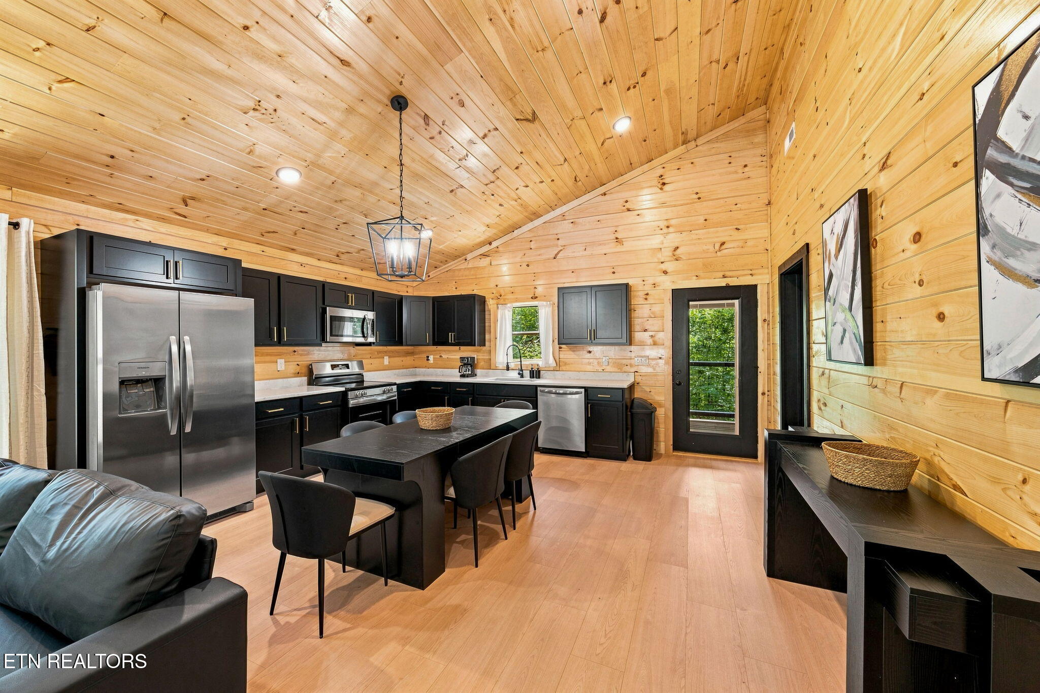 2670 Grassy Branch Loop Sevierville TN 37876