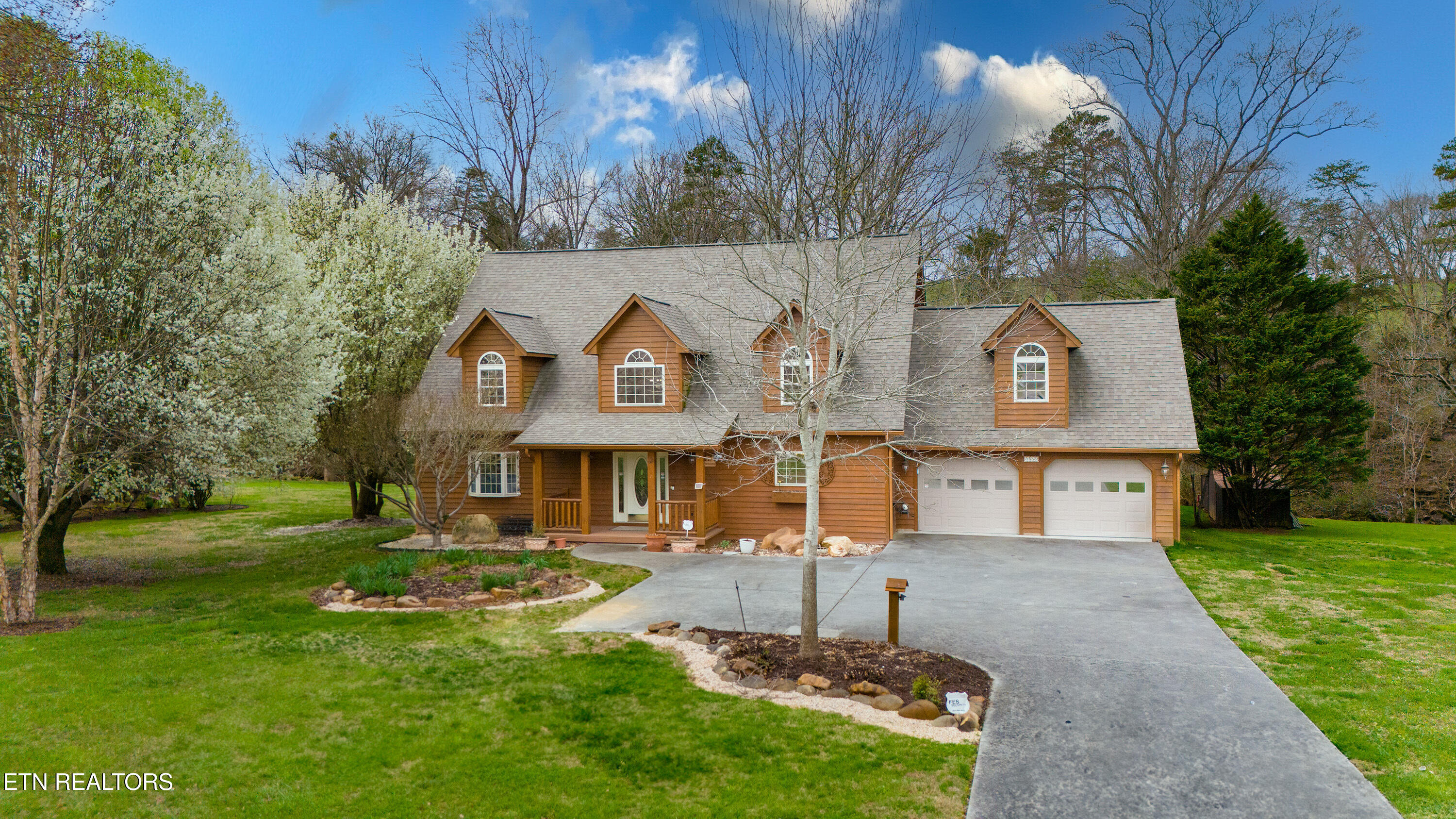 1956 Pittman Center Road Sevierville TN 37876