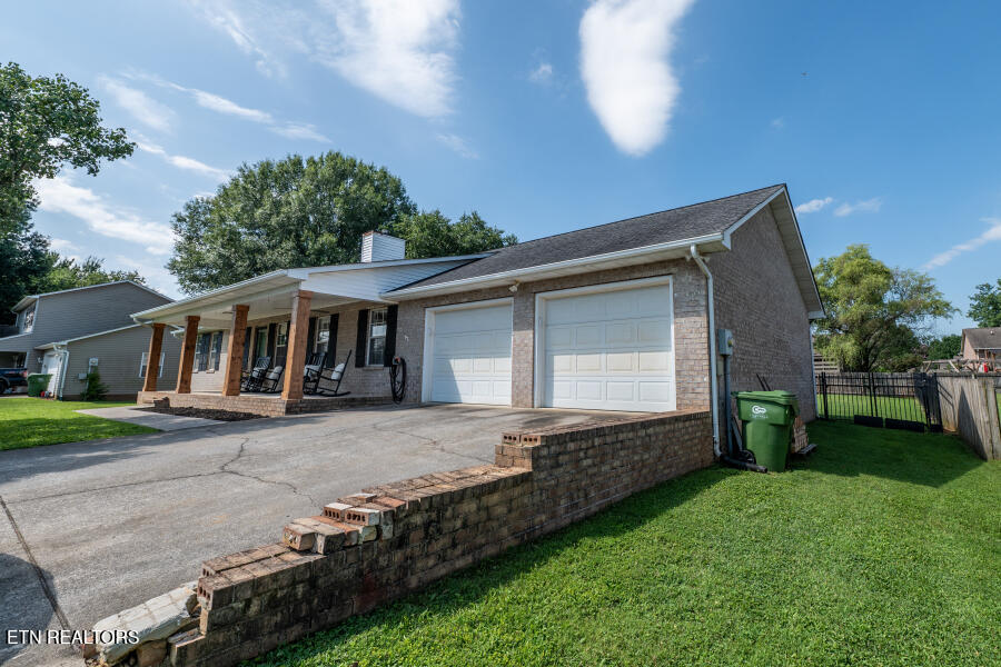 409 Hiddenbrook Lane Maryville TN 37804