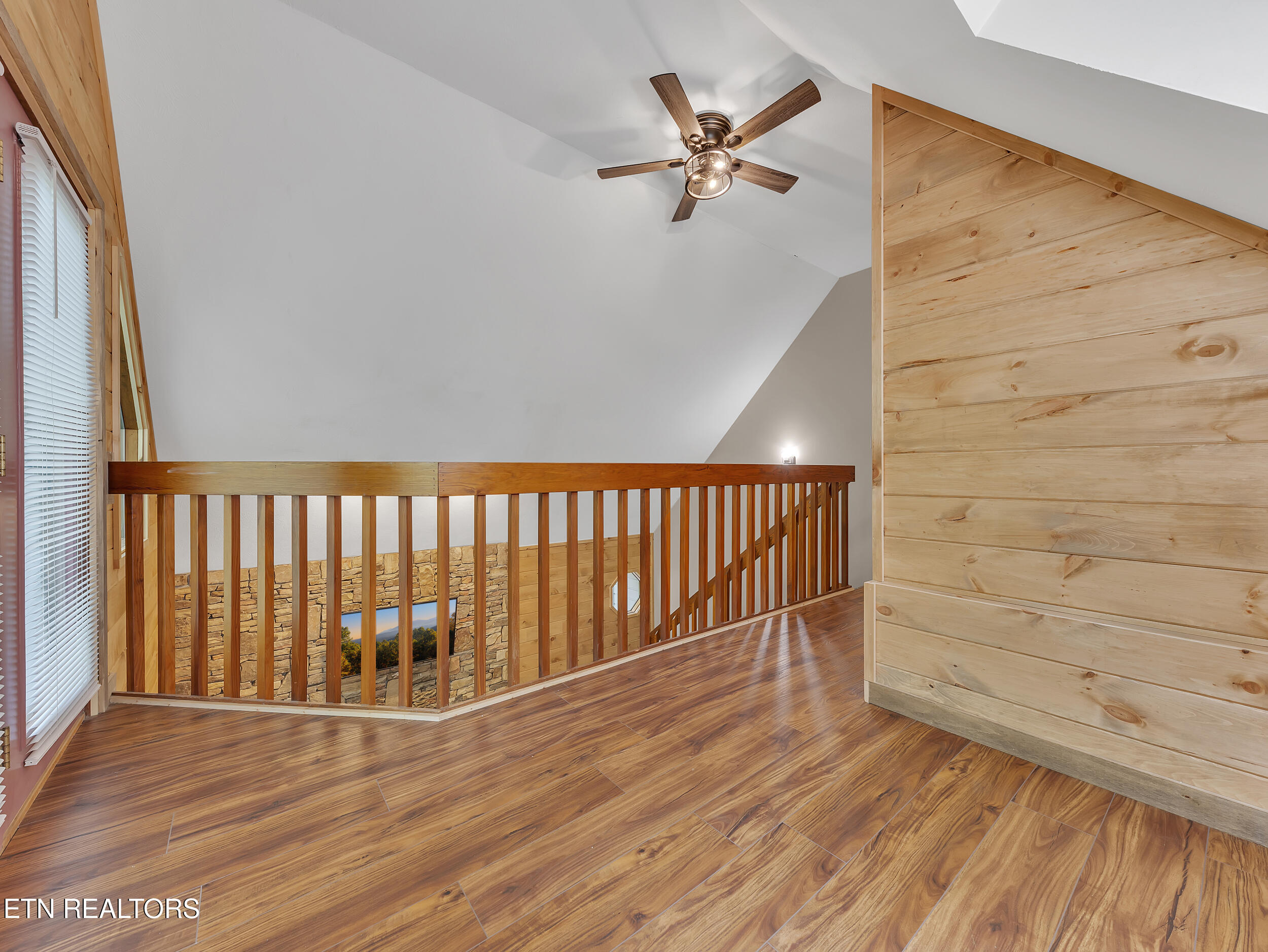 2733 Timber Way Pigeon Forge TN 37863