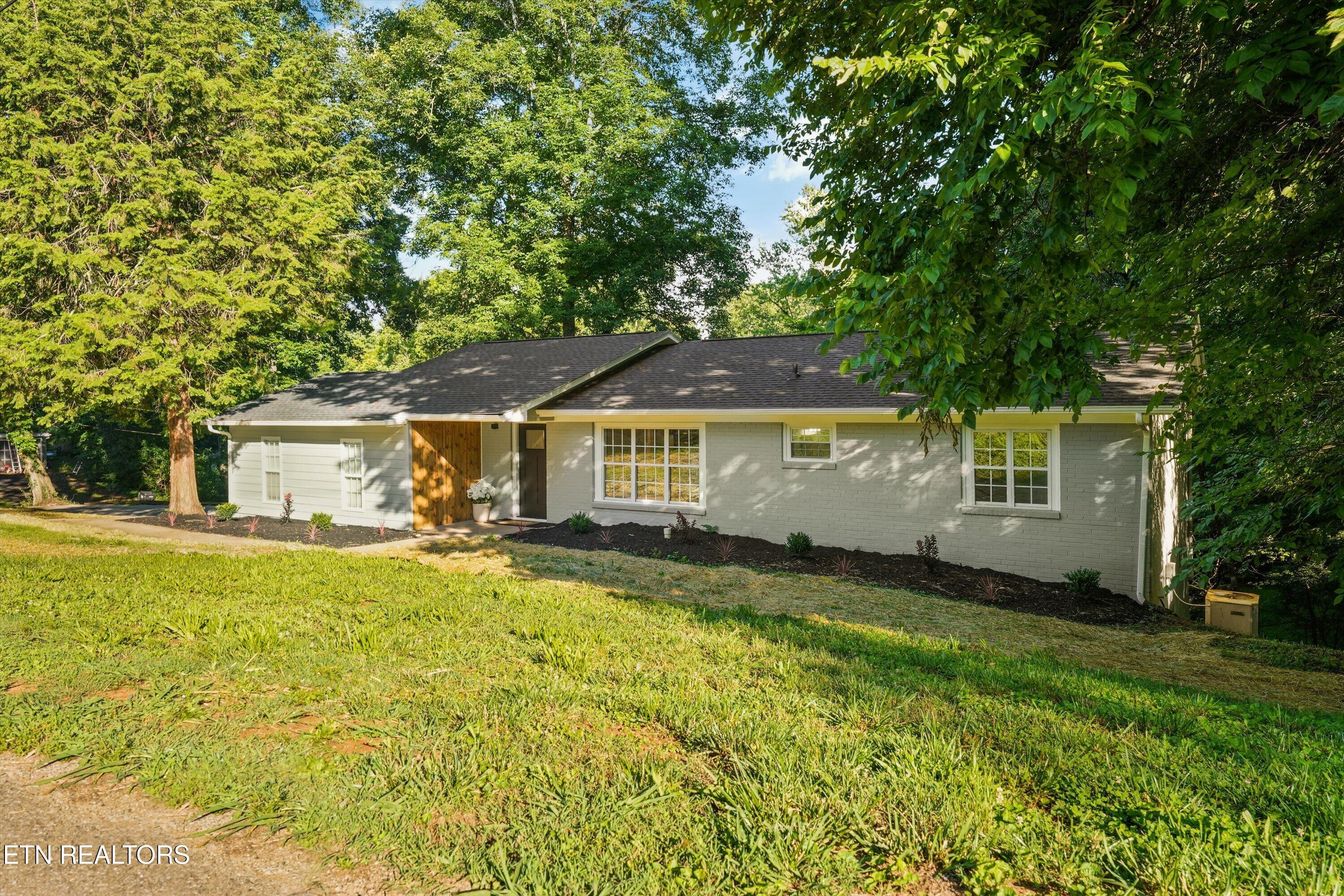 1221 Huntington Road Knoxville TN 37919