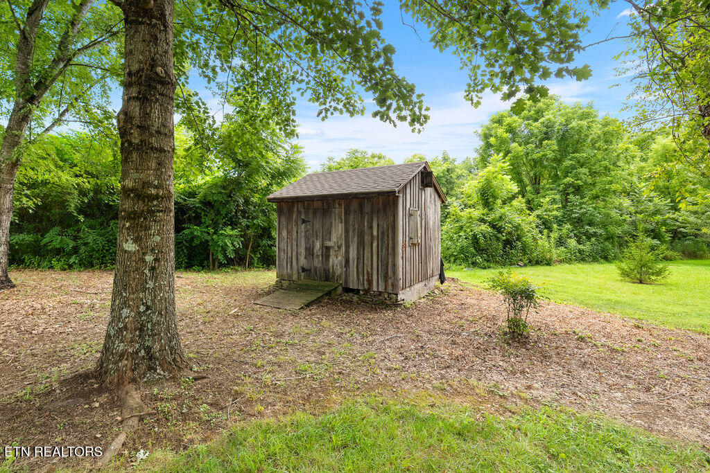7425 Casselberry Circle Corryton TN 37721